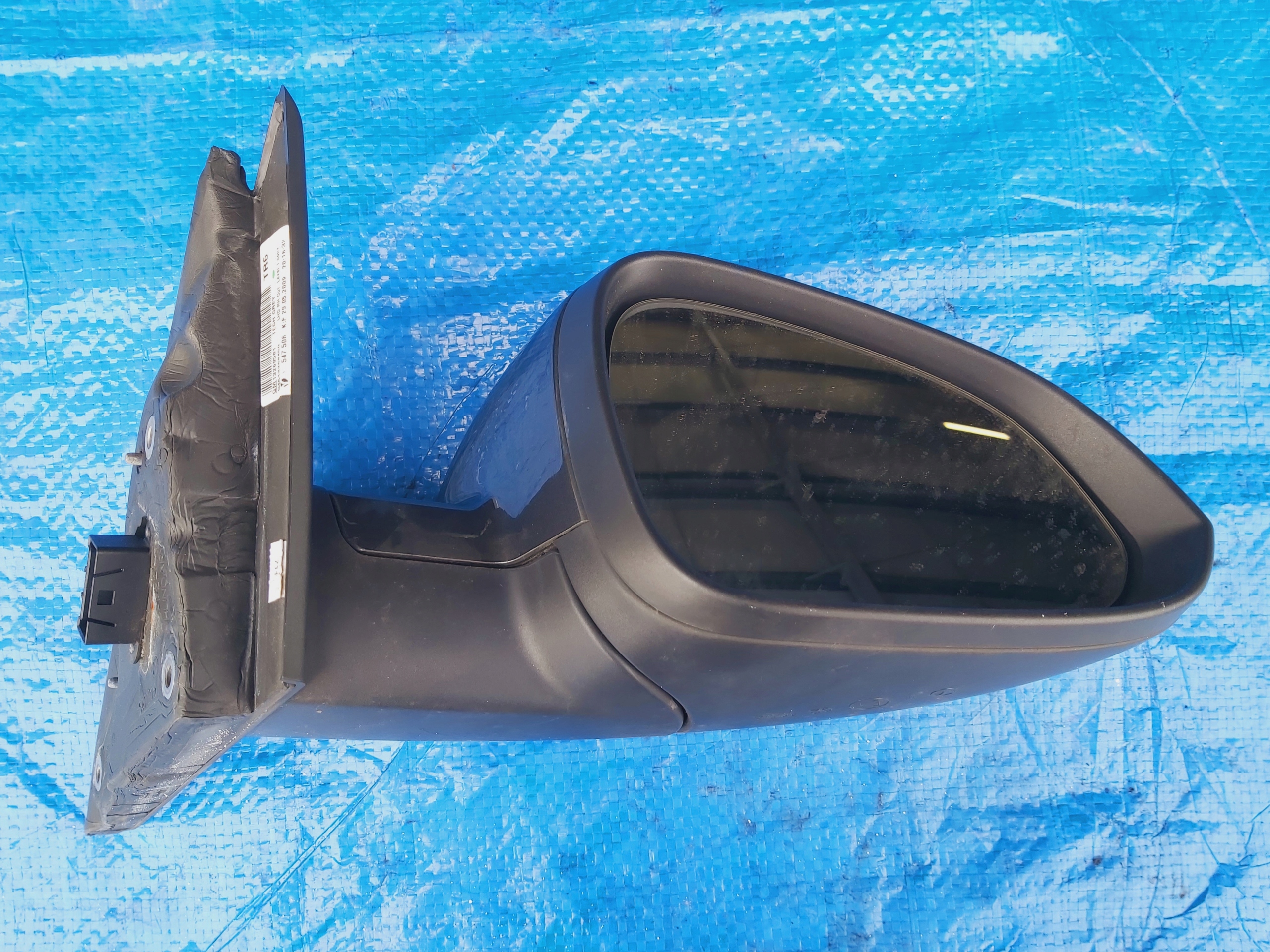 OPEL-CZĘŚCI Insignia A Lusterko prawe Z177 EUROPA Numer katalogowy części GM 13269581 13268450 9PIN SKLADANE SKŁADANE