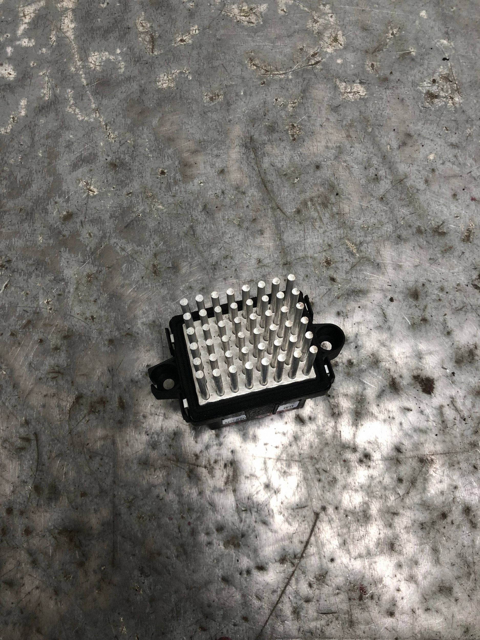 gebläsewiderstand OPEL ASTRA J 13503201