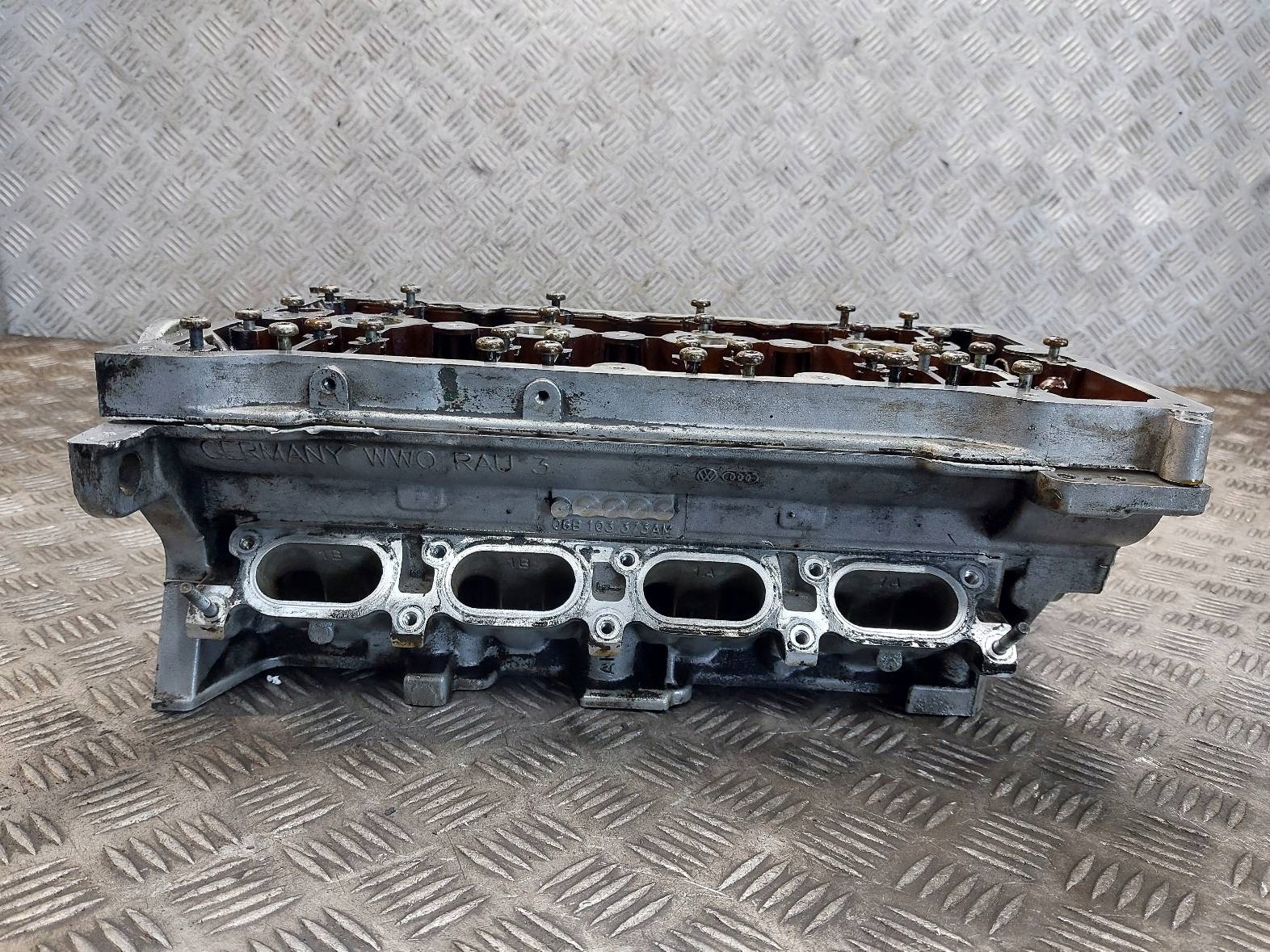TESTATA AUDI A4 B6 2.0 20V 06B103373AM 06B103127P ALT