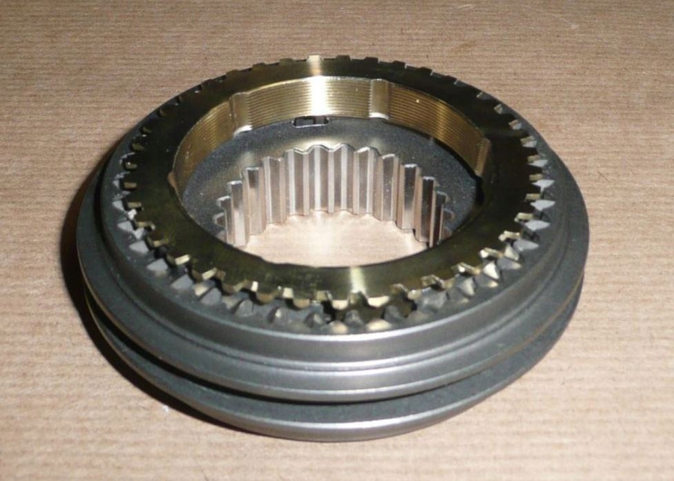 SYNCHRONIZATOR SKRZYNI BIEGOW 5 BIEG MLGUC 238826 Engine Type Gasoline Diesel