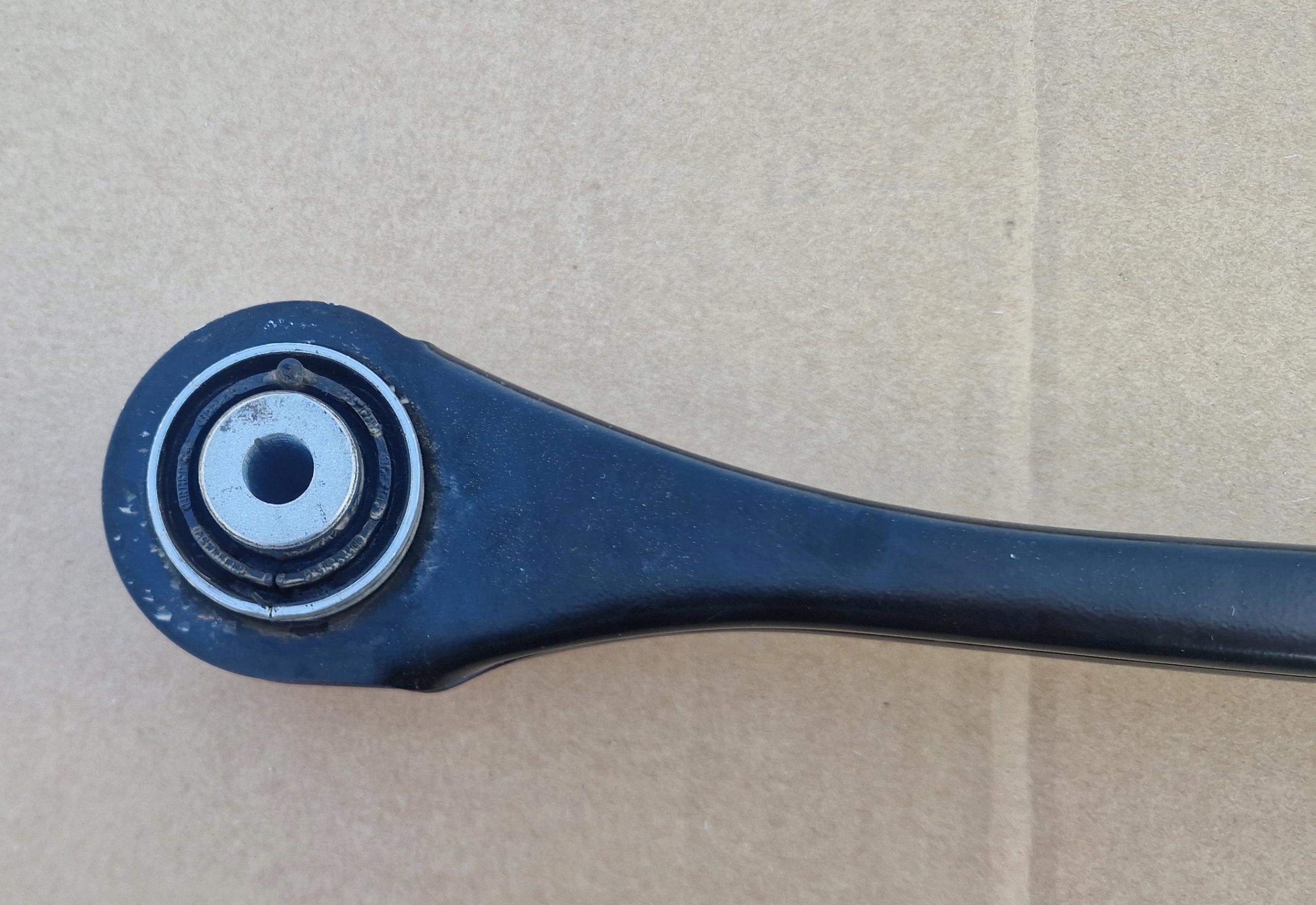 Querlenker heck 4M0505291D heck links AUDI A4 B9 AUDI A5 wie neu Original