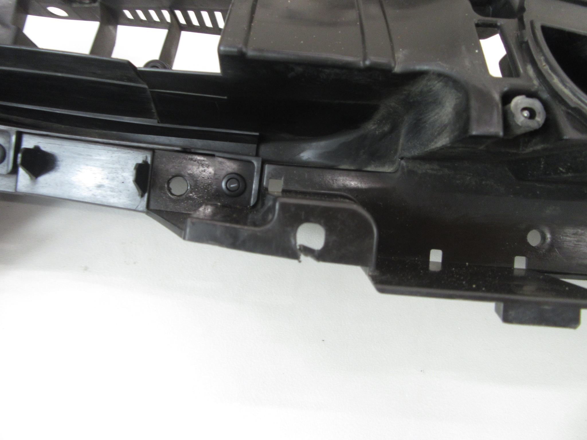 GRIGLIA radiatore Paraurti Traversa Supporto Mazda 3 BL