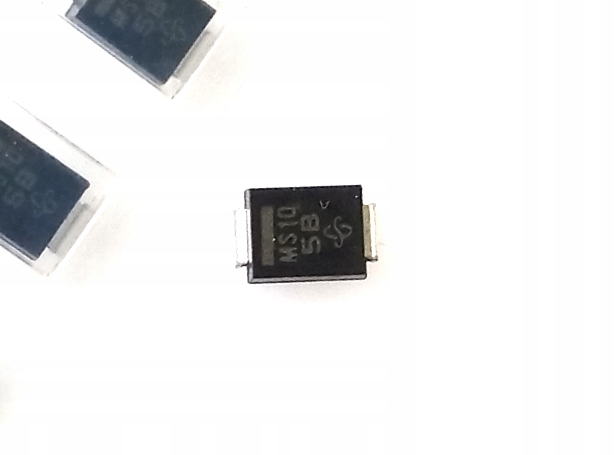[20szt] Dioda prost. Schottky Smd 2A 100V SS2H10 obudowa Smb prod Vishay