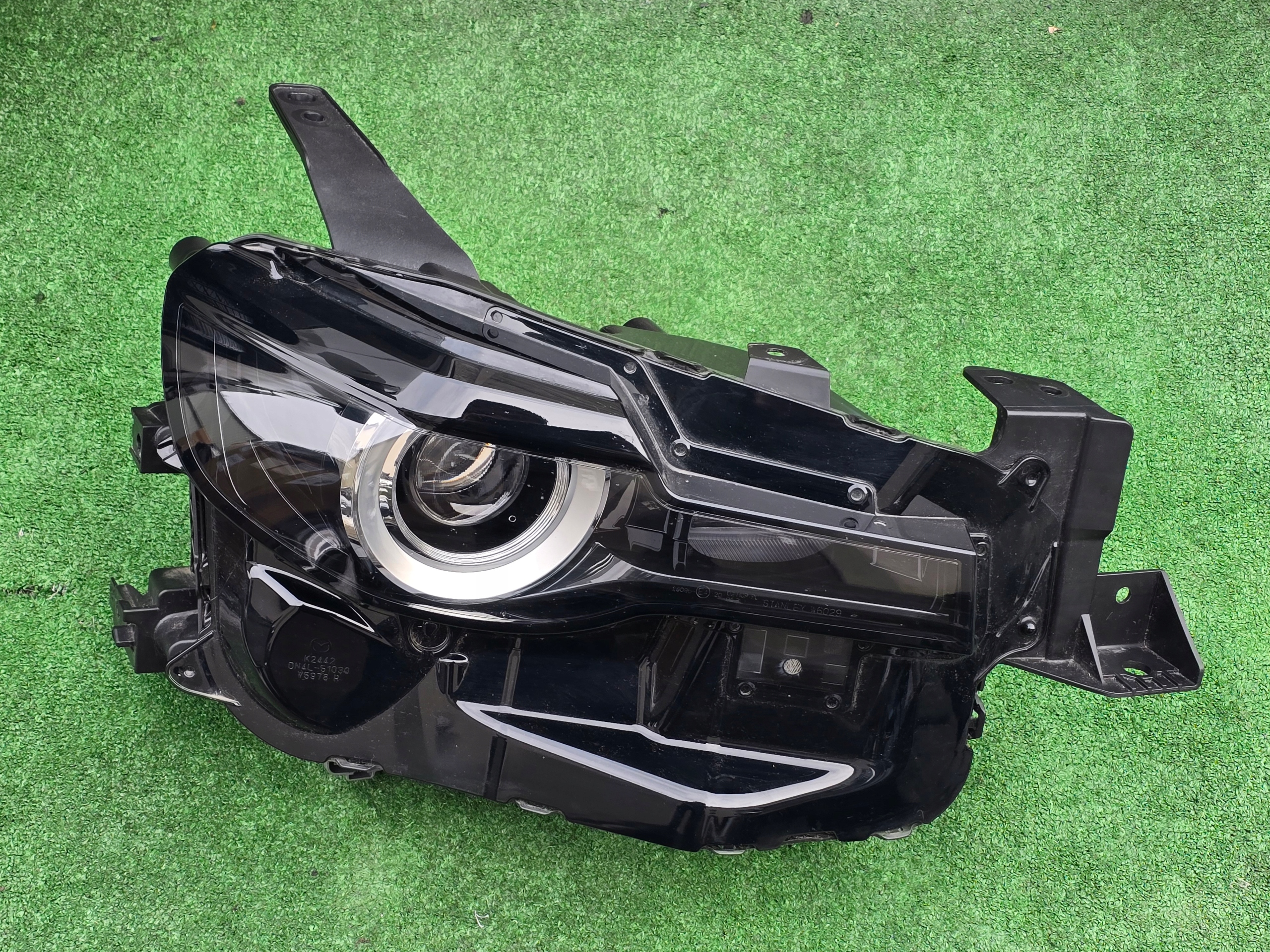 mazda MX30 full led фара комплект