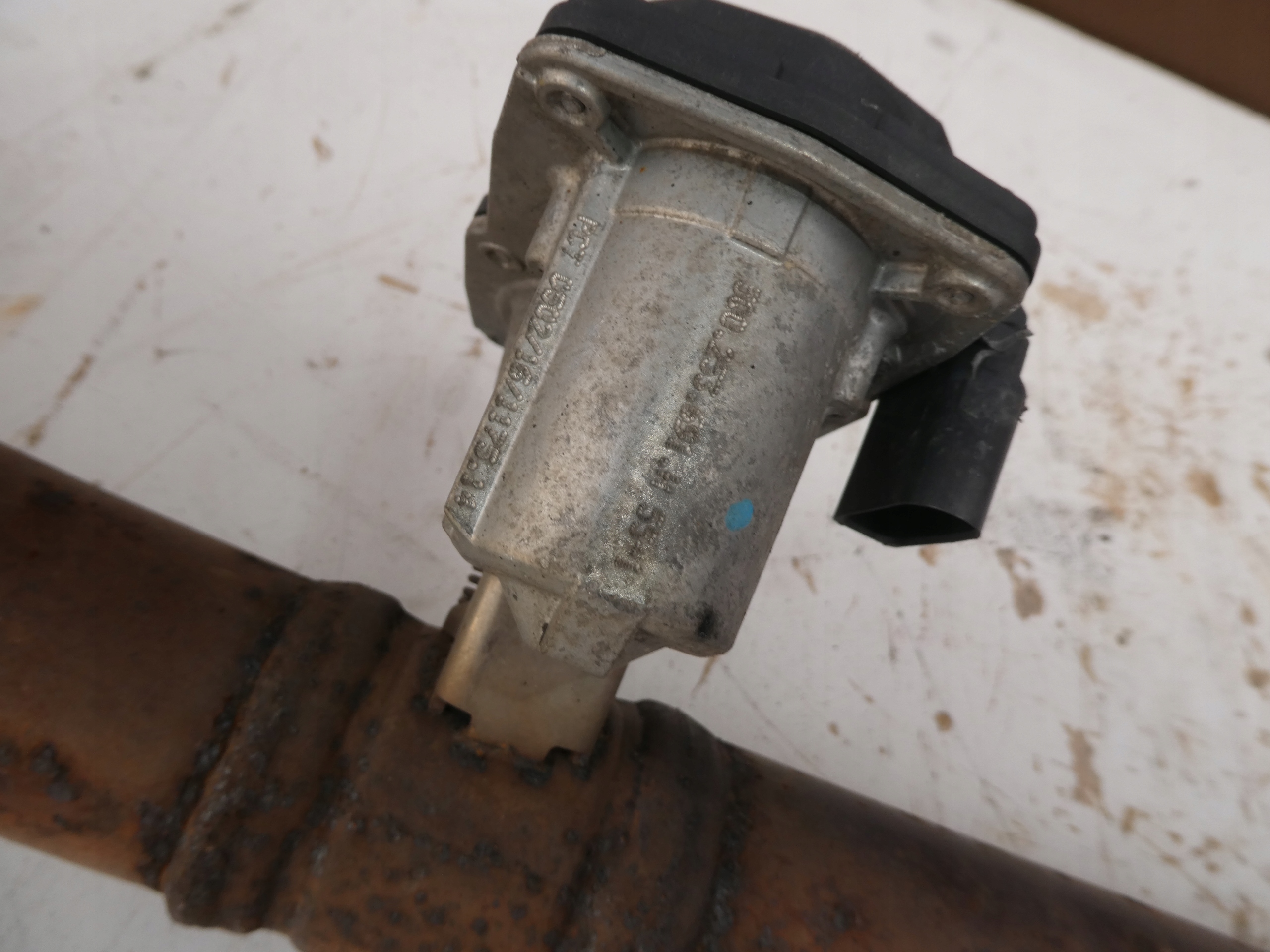 VW CADDY KATALIZÁTOR DPF 2K0131701D
