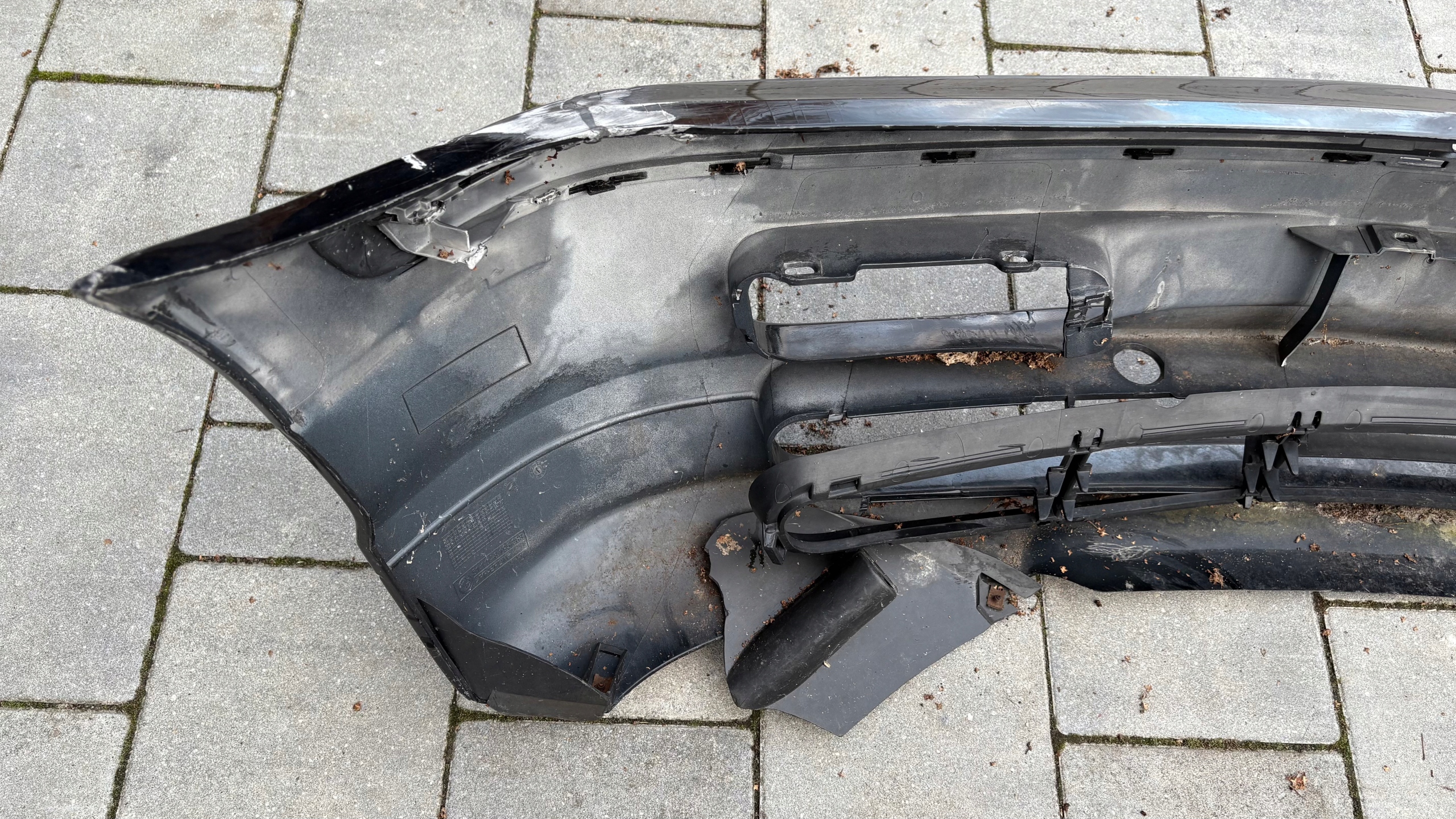 front bumper front BMW 3 E46 sedan KOMBI 98-01 8195283