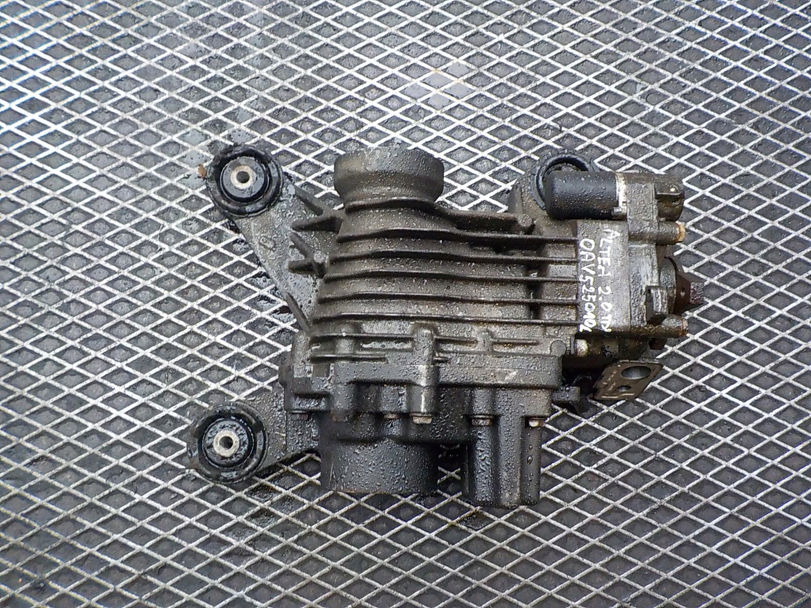 SEAT ALTEA 2.0 TDI ORG diff differential differential 0AV525010L