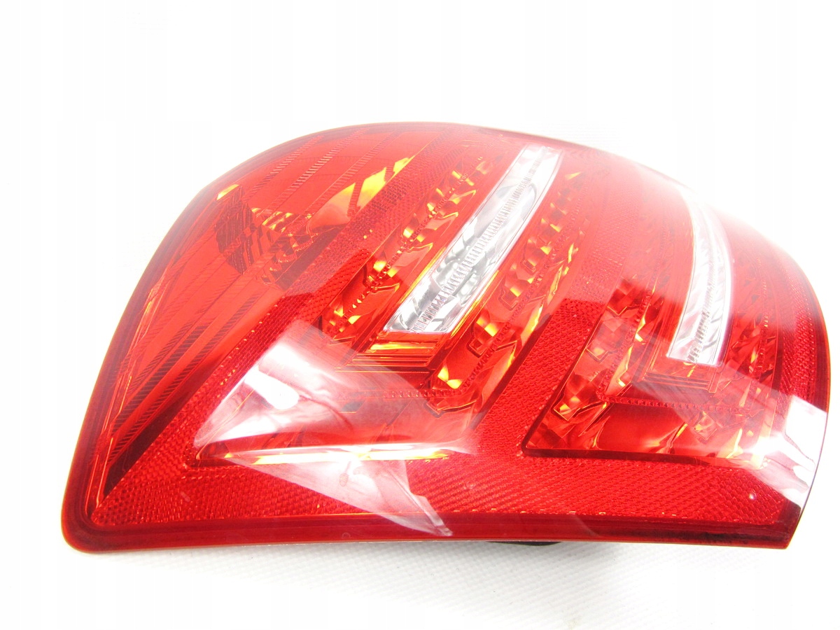 light rear rear part left LED Mercedes W221 Lift originál