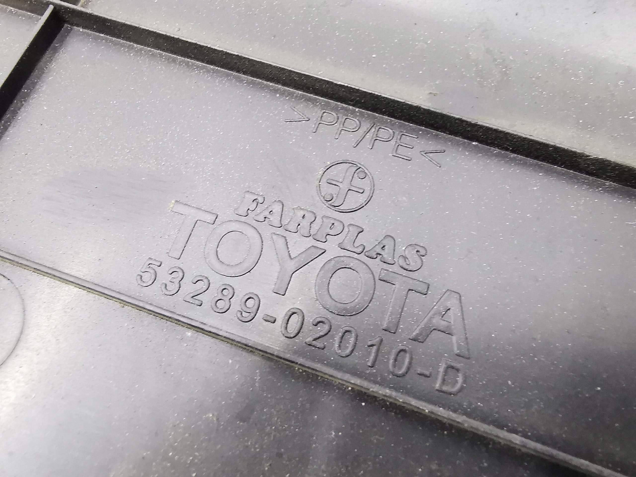 kryt stěny předního TOYOTA COROLLA E12 53289-02010-D