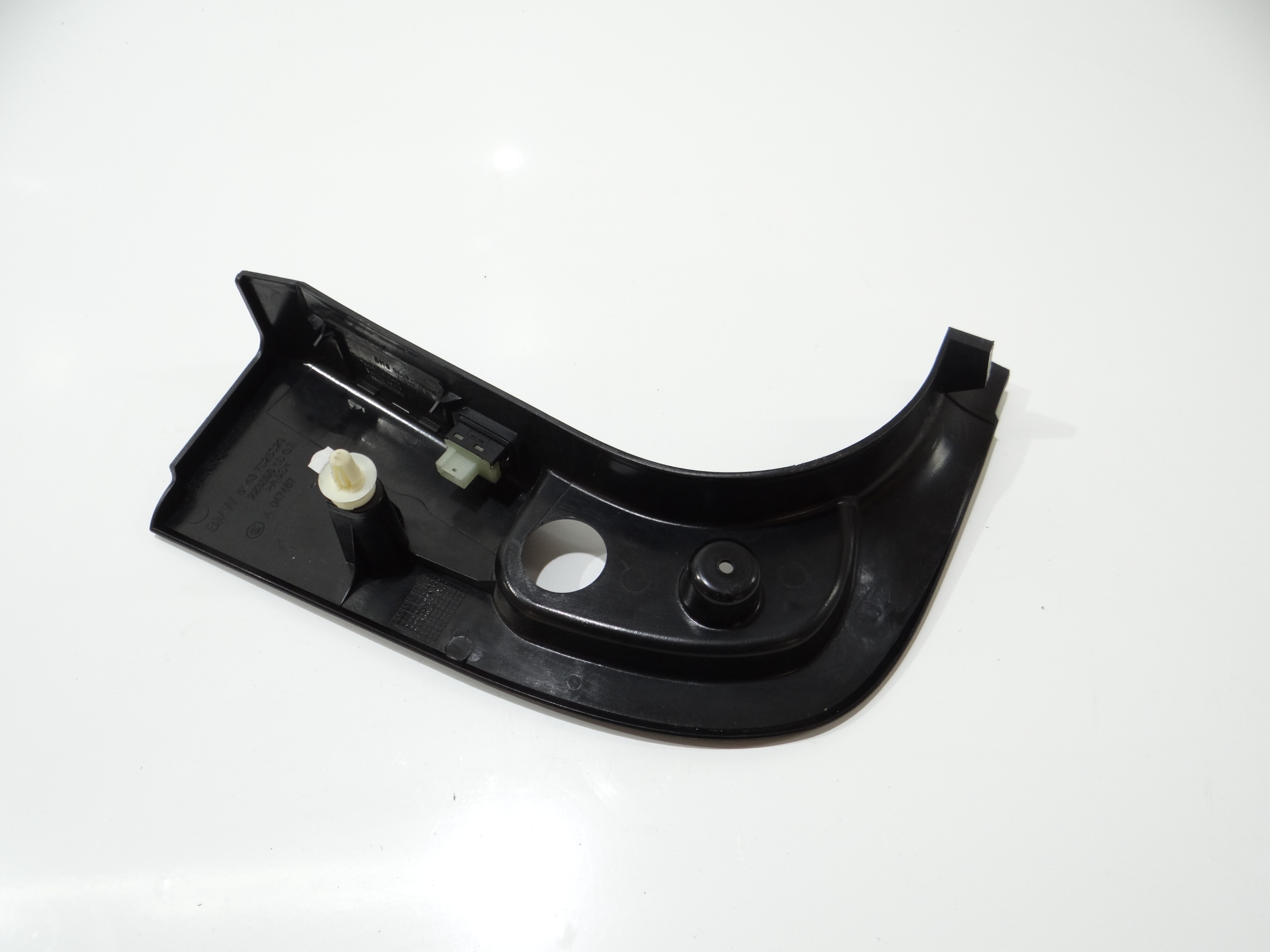 kryt SLUPKA PRAHU levá BMW E60 E61 7025029 (4273471)