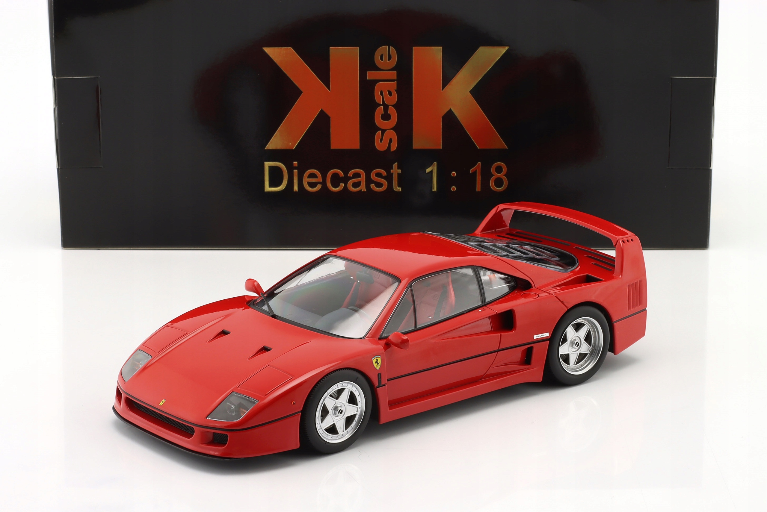Kk Měřítko Ferrari F40 1987 Červená s červeným interiérem 1:18