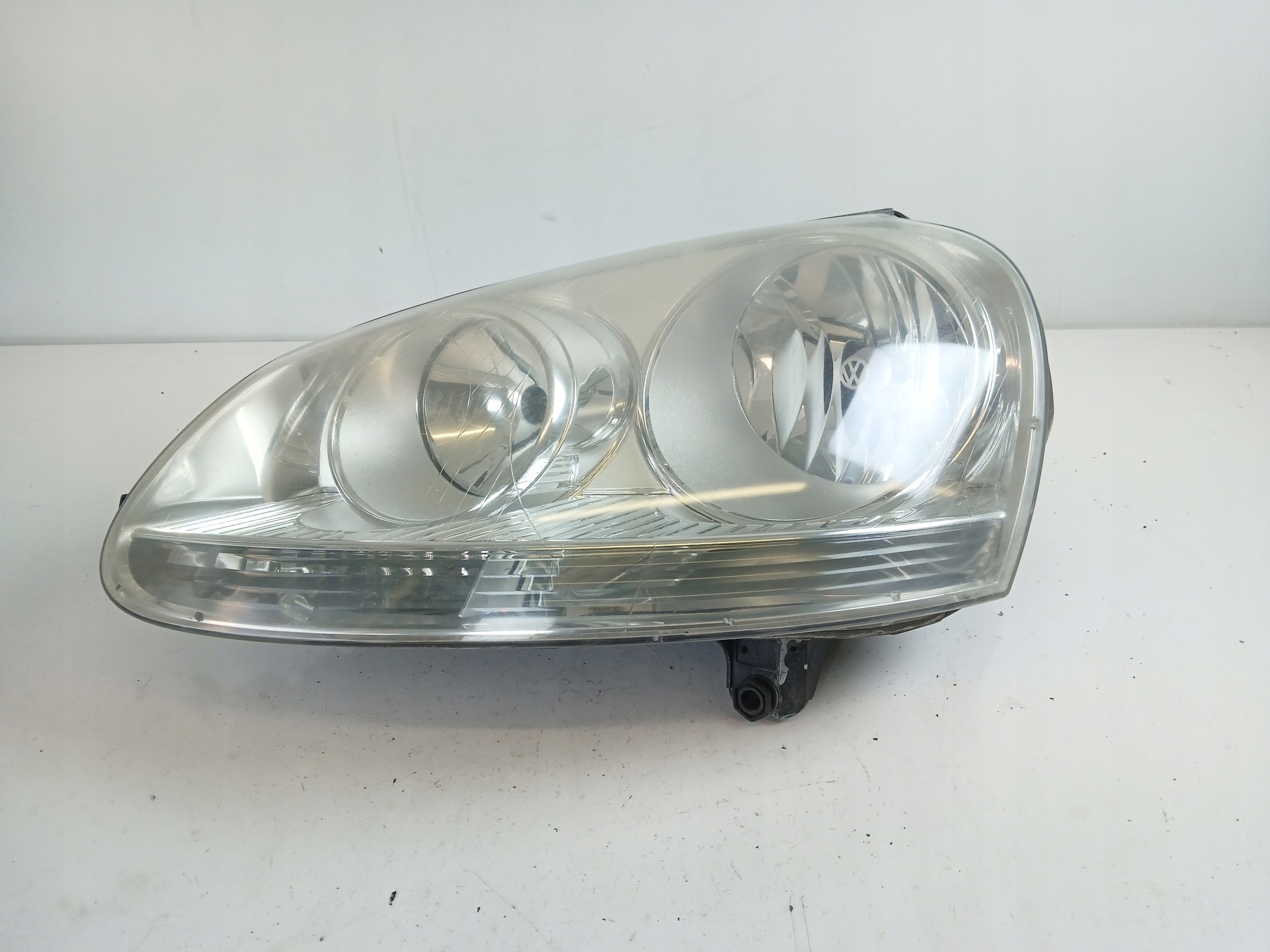 VW GOLF V light left front 1K6941005P LADNA