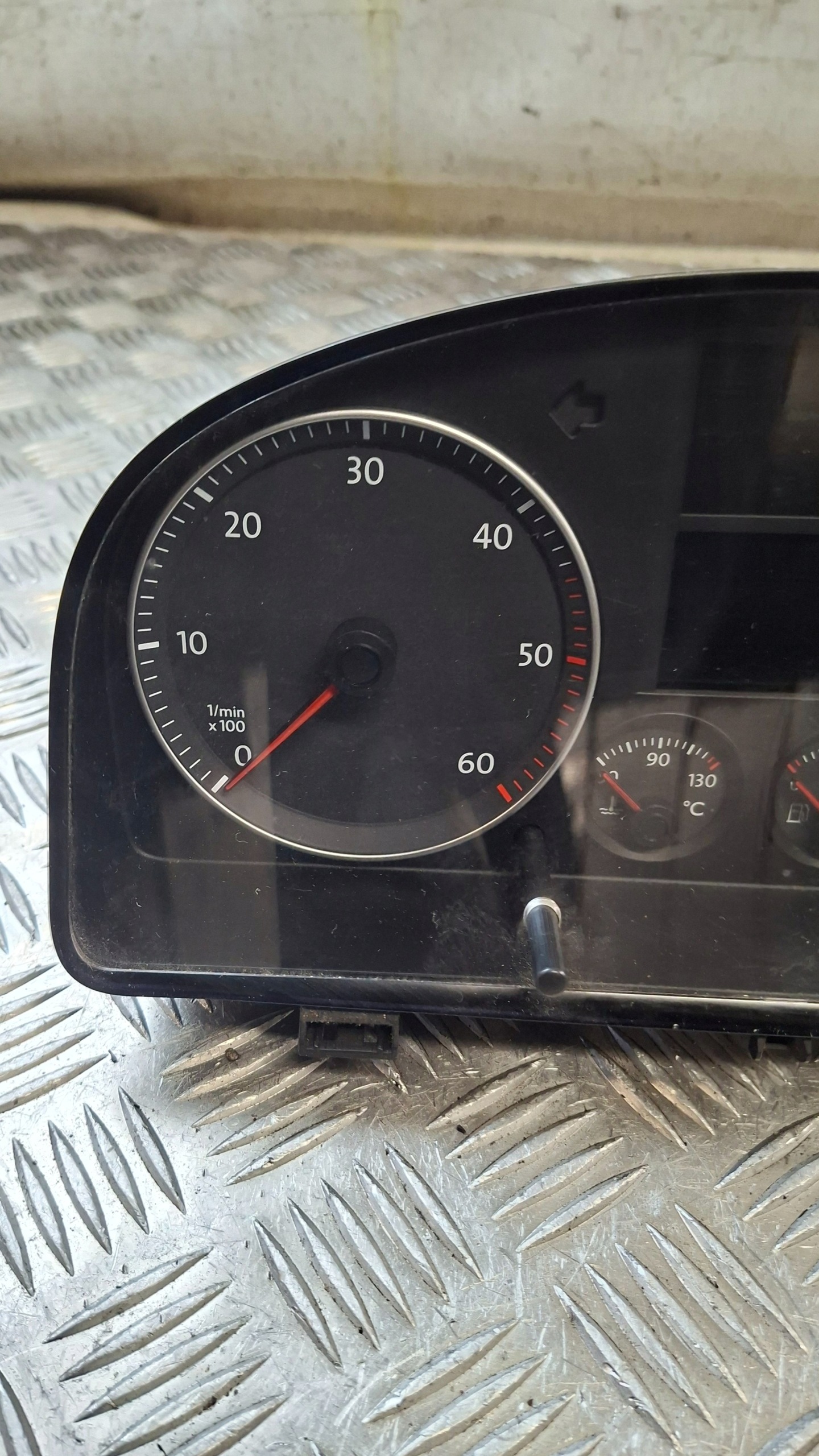 budíky budiky VW TOURAN a 1.9TDI