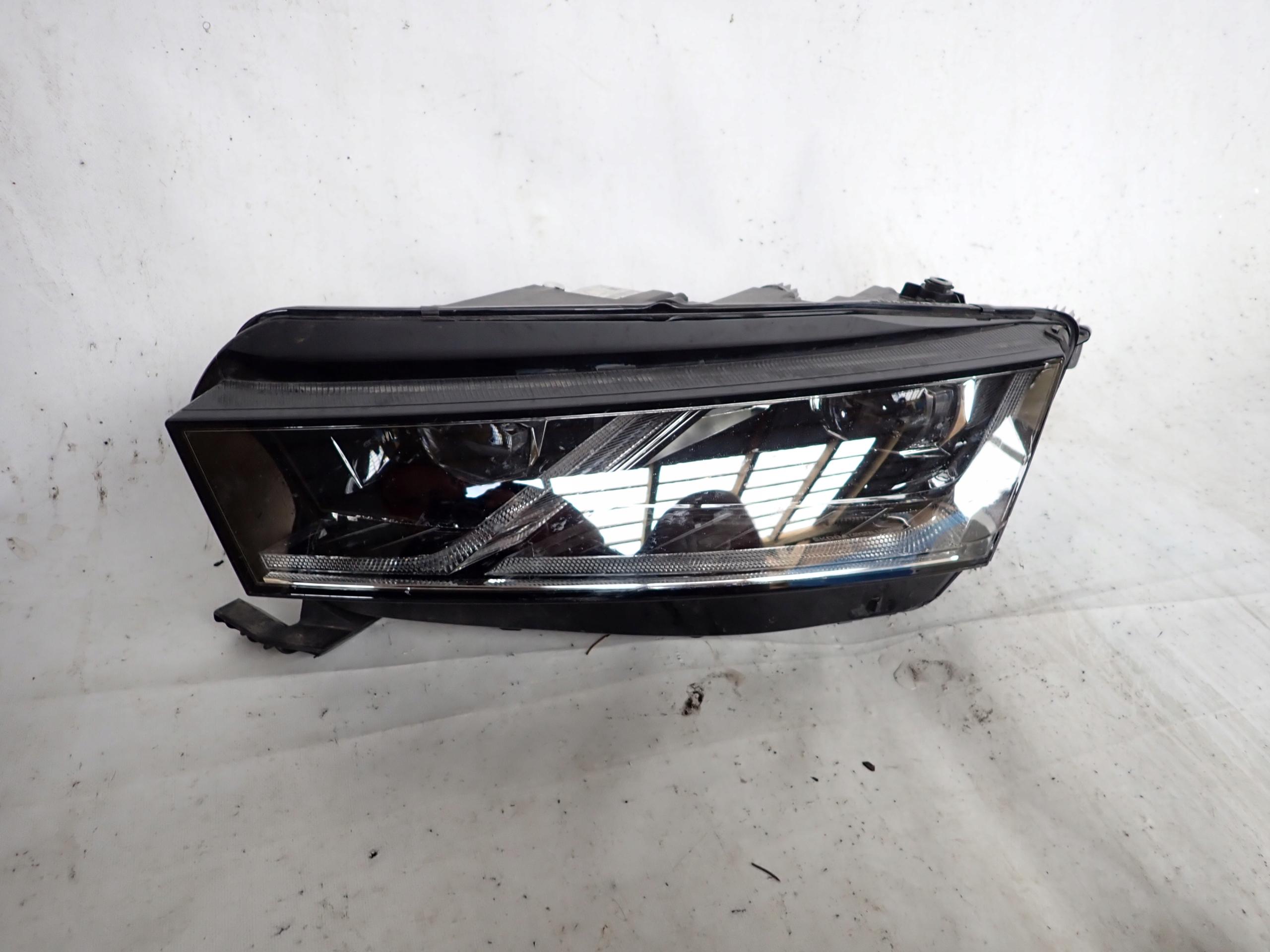 SKODA OCTAVIA IV 20- light left front front FULL LED 5E4941015