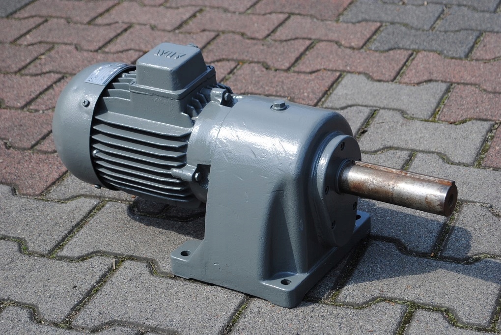 Motoreduktor 0.55kw. 14obr./min. . ABM