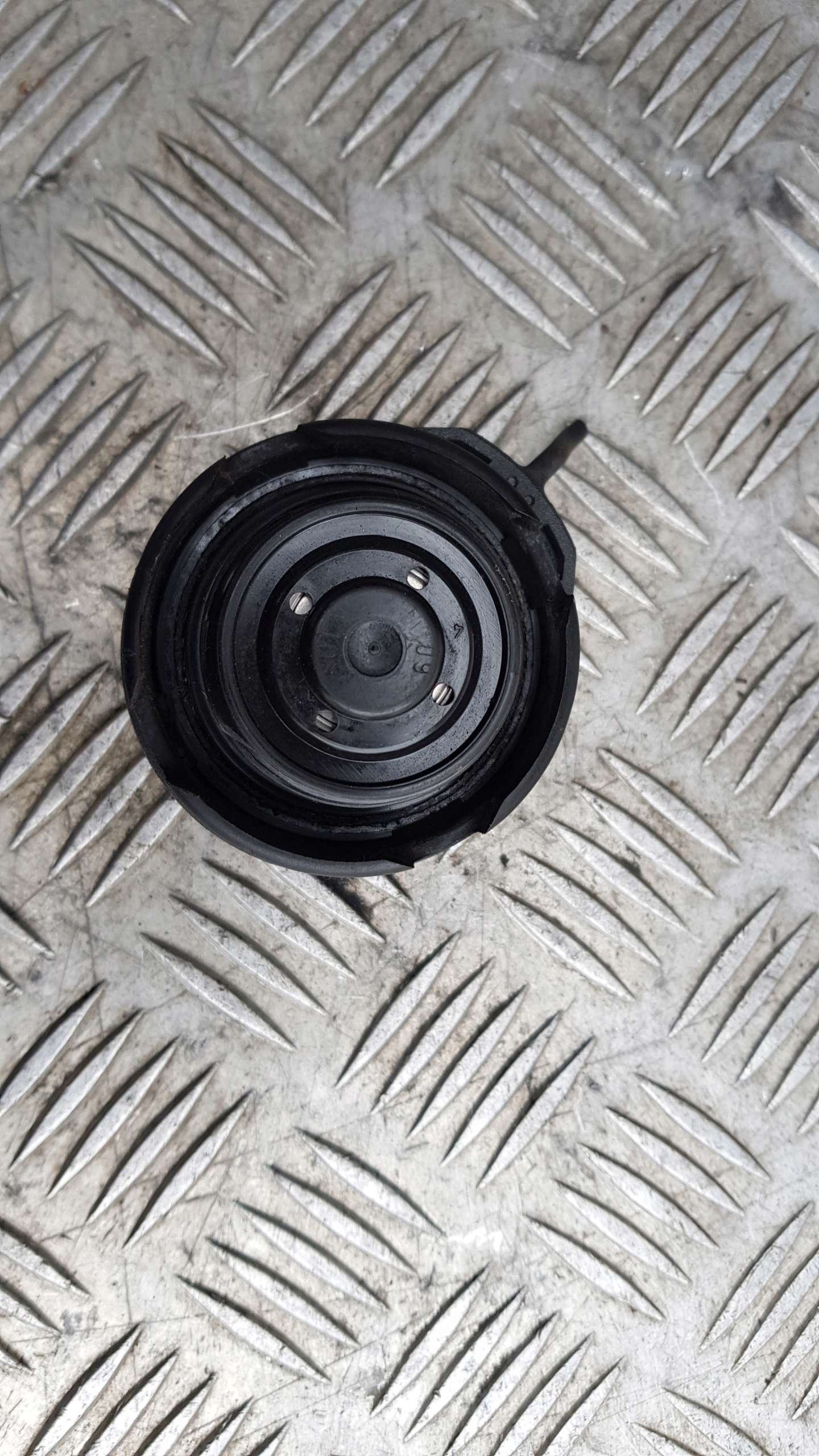 VW GOLF IV KOREK WLEWU PALIWA BORA Typ silnika Benzyna