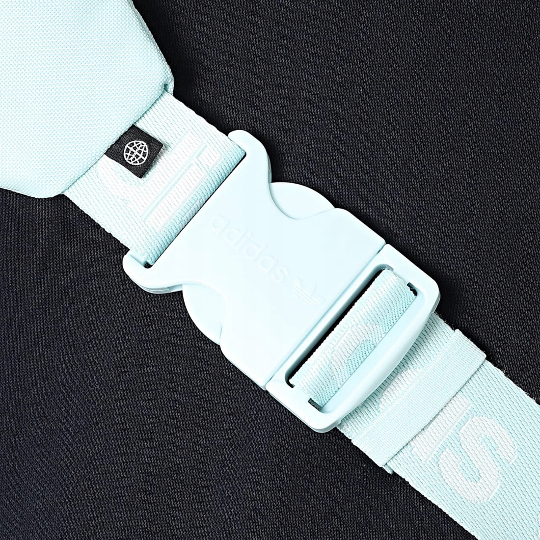 Adidas Adicolor Classic nerka saszetka torebka na pas HK2635 Typ nerka