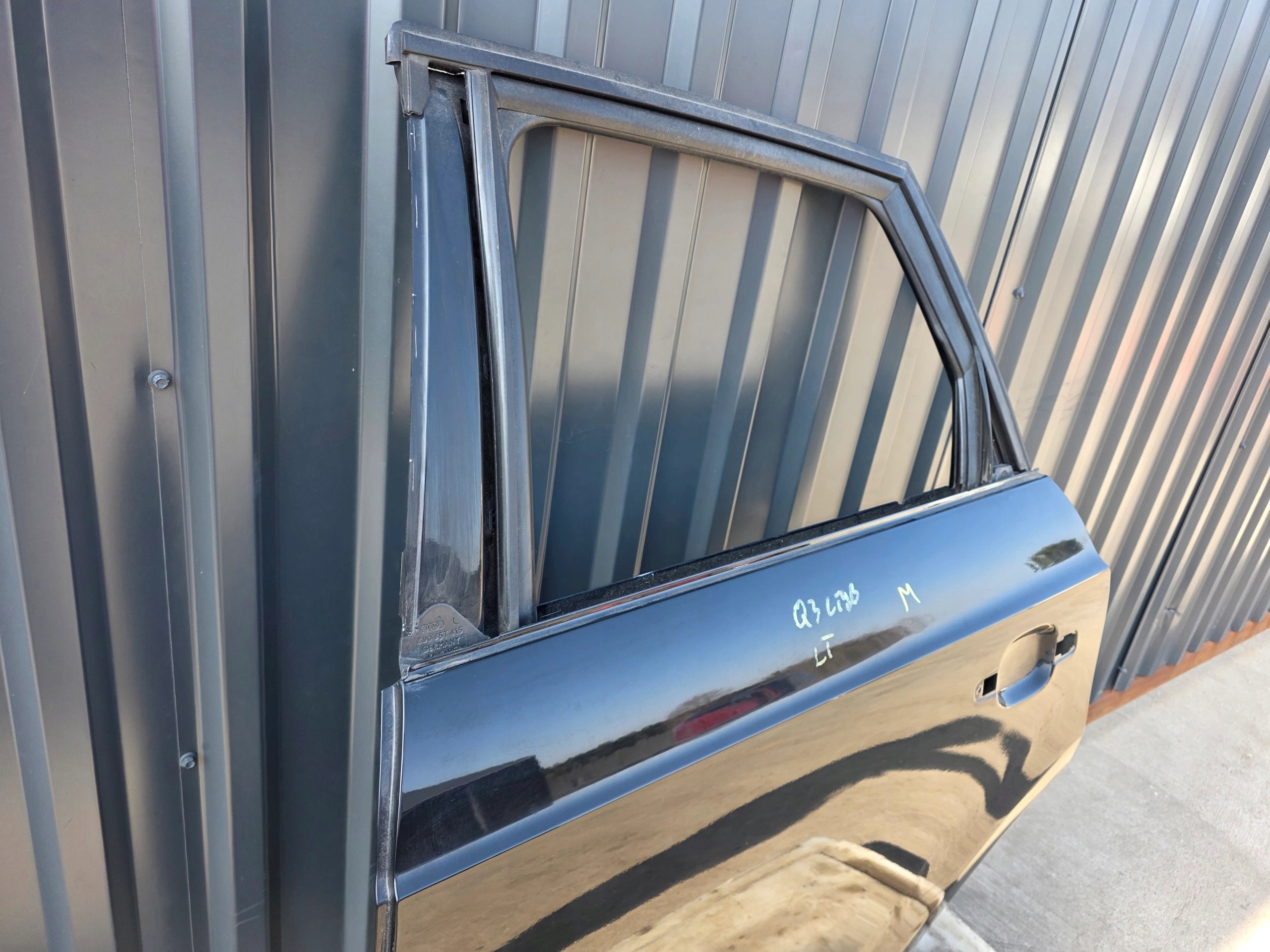 Tür links heck AUDI Q3 8U LY9B *2 2011-2017