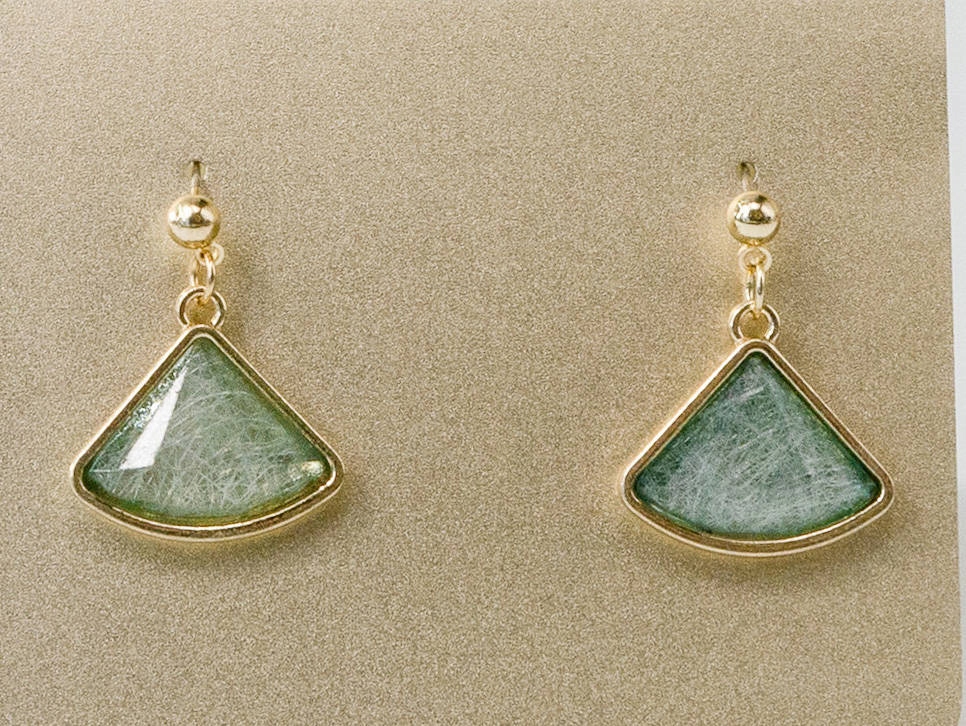 

Kolczyki Scratched Green Stone Lolita