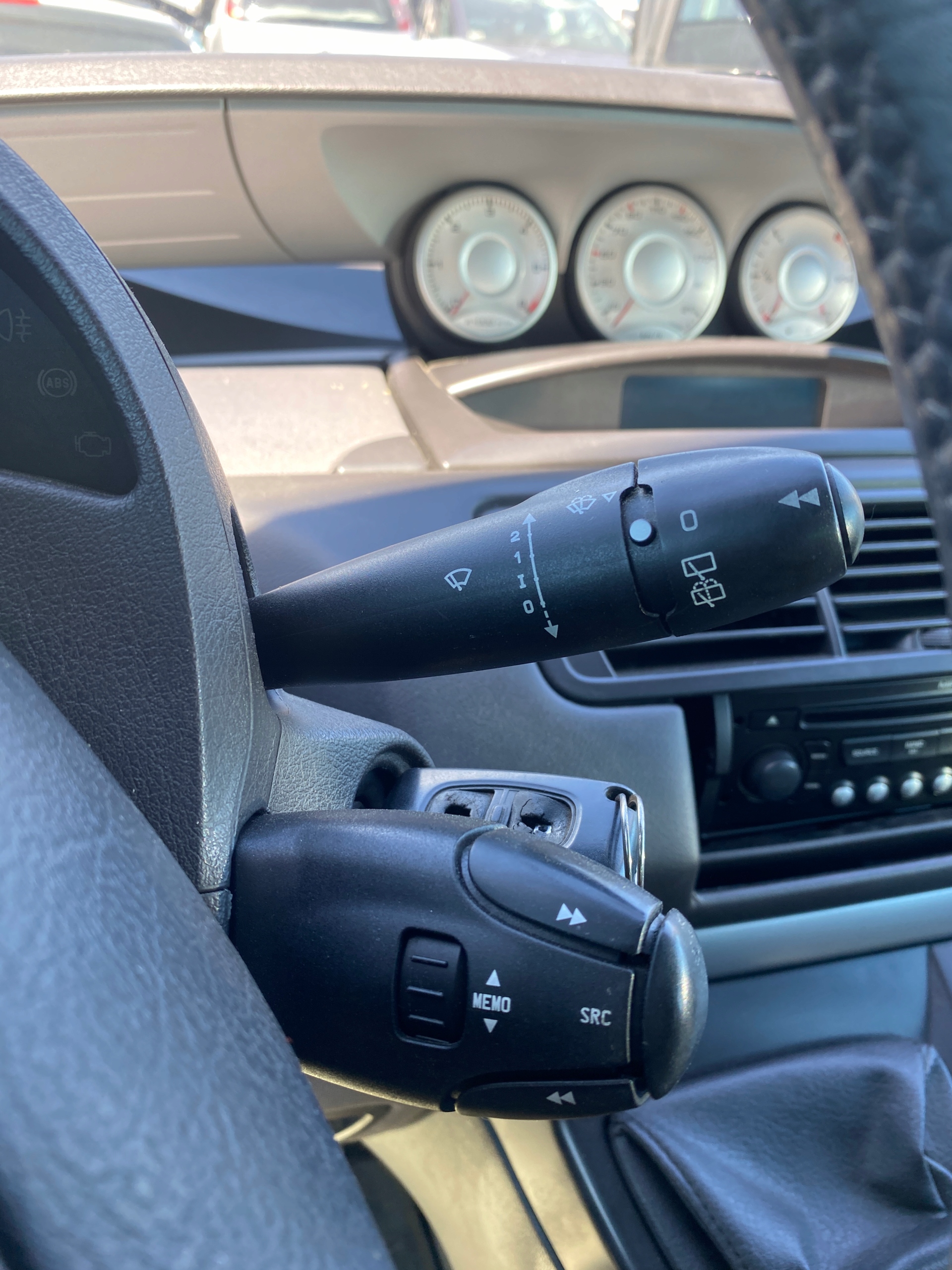 interrupteur commande phares feux ZESPOLONY volant Peugeot 807 06-10