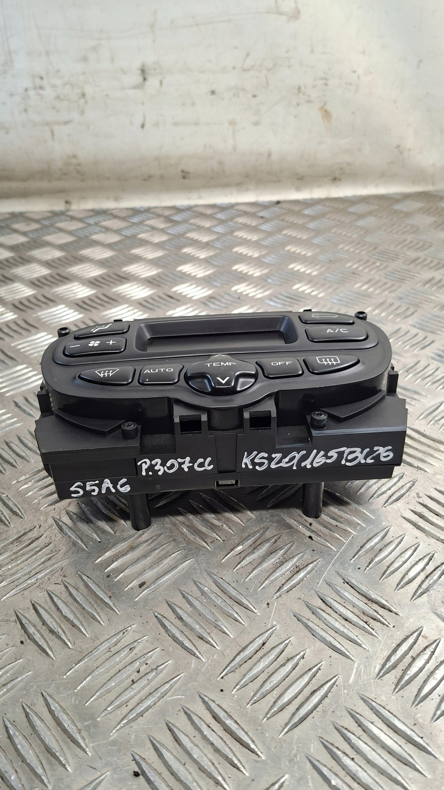 PANEL Bouches buses PEUGEOT 307 CC