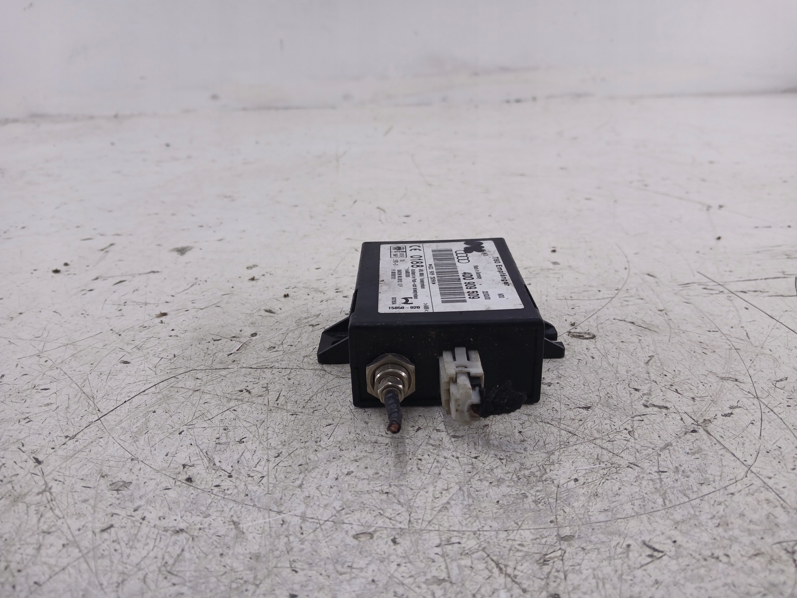 AUDI A6 C6 A8 D2 control unit module WEBASTO 4D0909509
