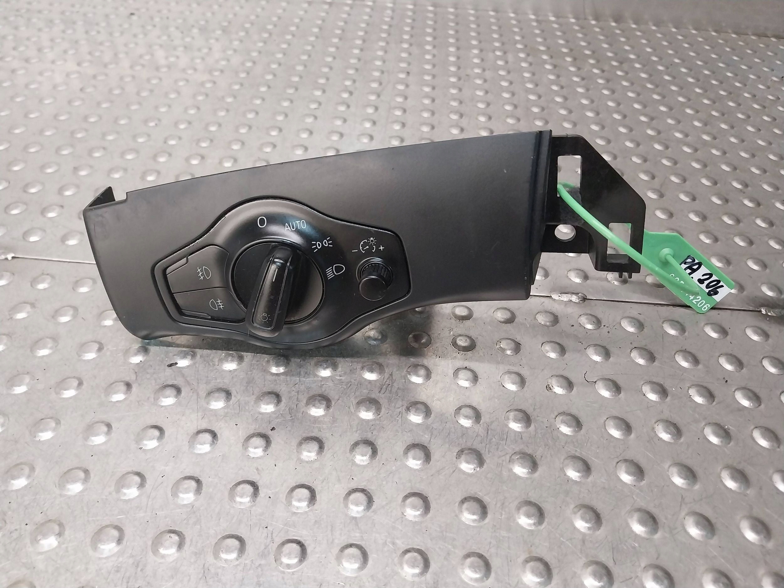 light switch 8K0941531C AUDI A4 B8 A5 8T Q5 8R