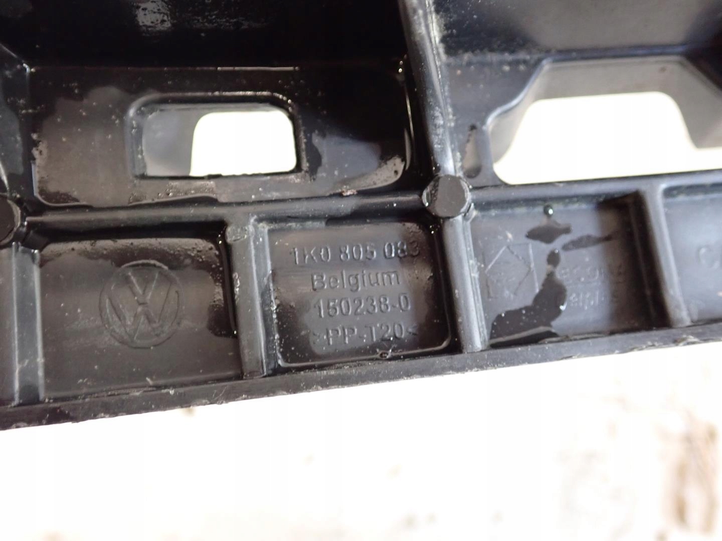 příčka nárazníku předek VW GOLF V 2003-2009 1K0805083