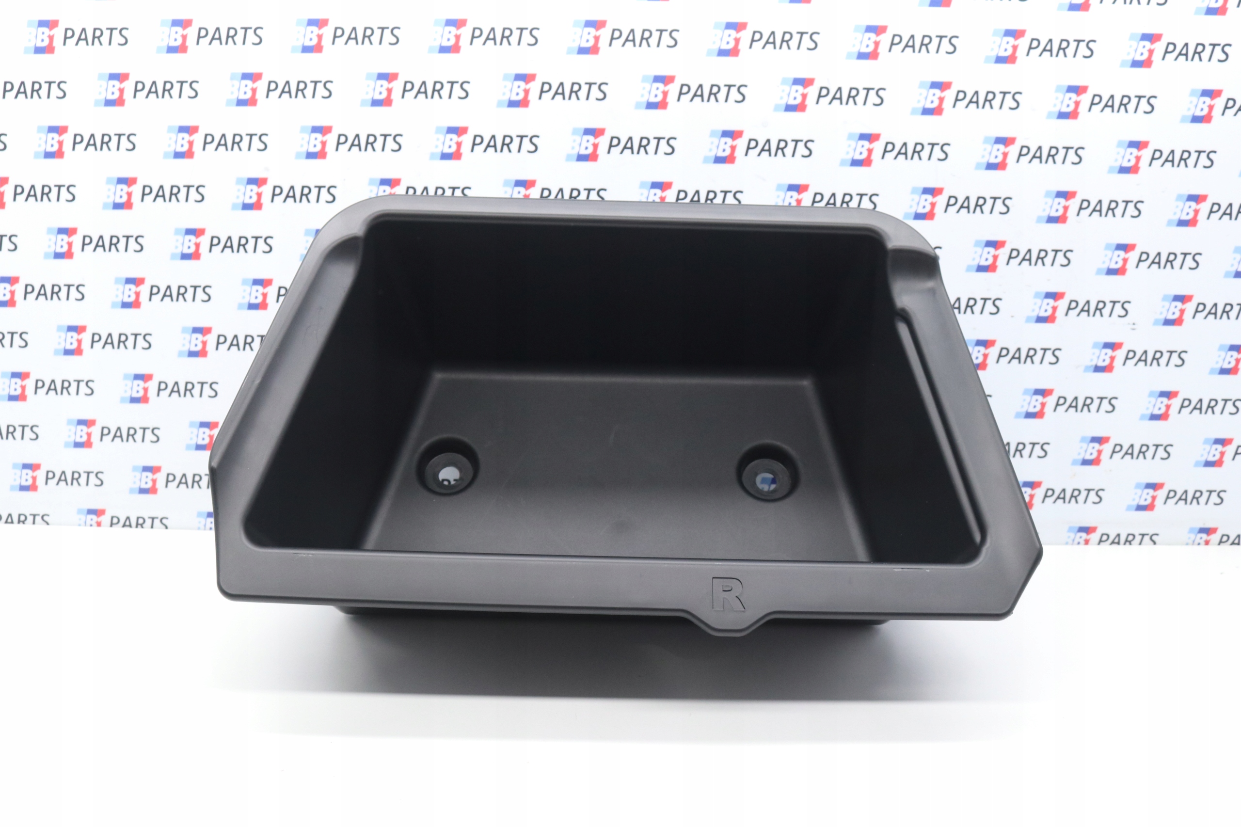 BMW G26 I4 passenger compartment boot floor well right 7951242