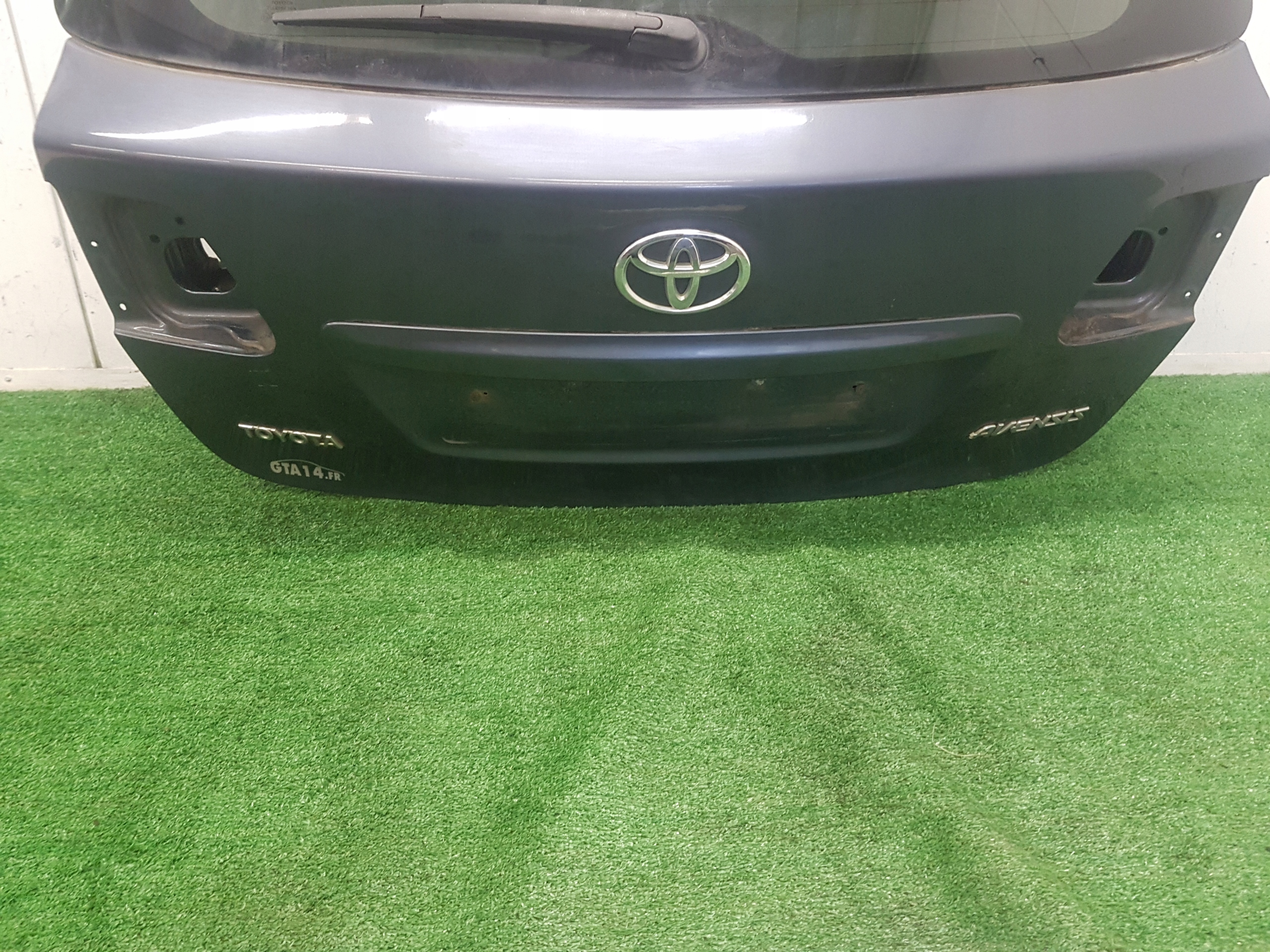 boot doors rear part TOYOTA AVENSIS T27