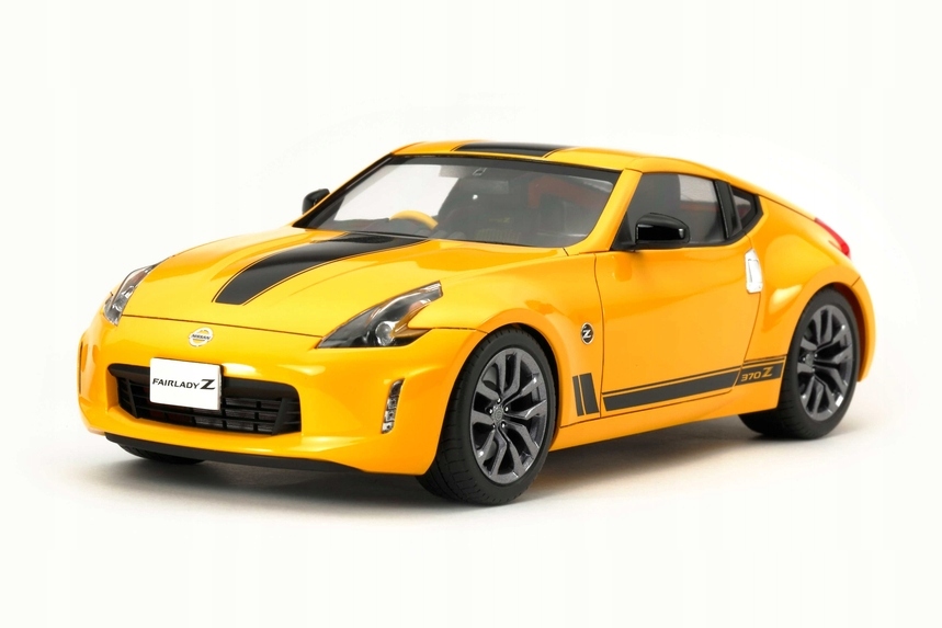 Nissan 370Z Heritage Edition Tamiya 24348