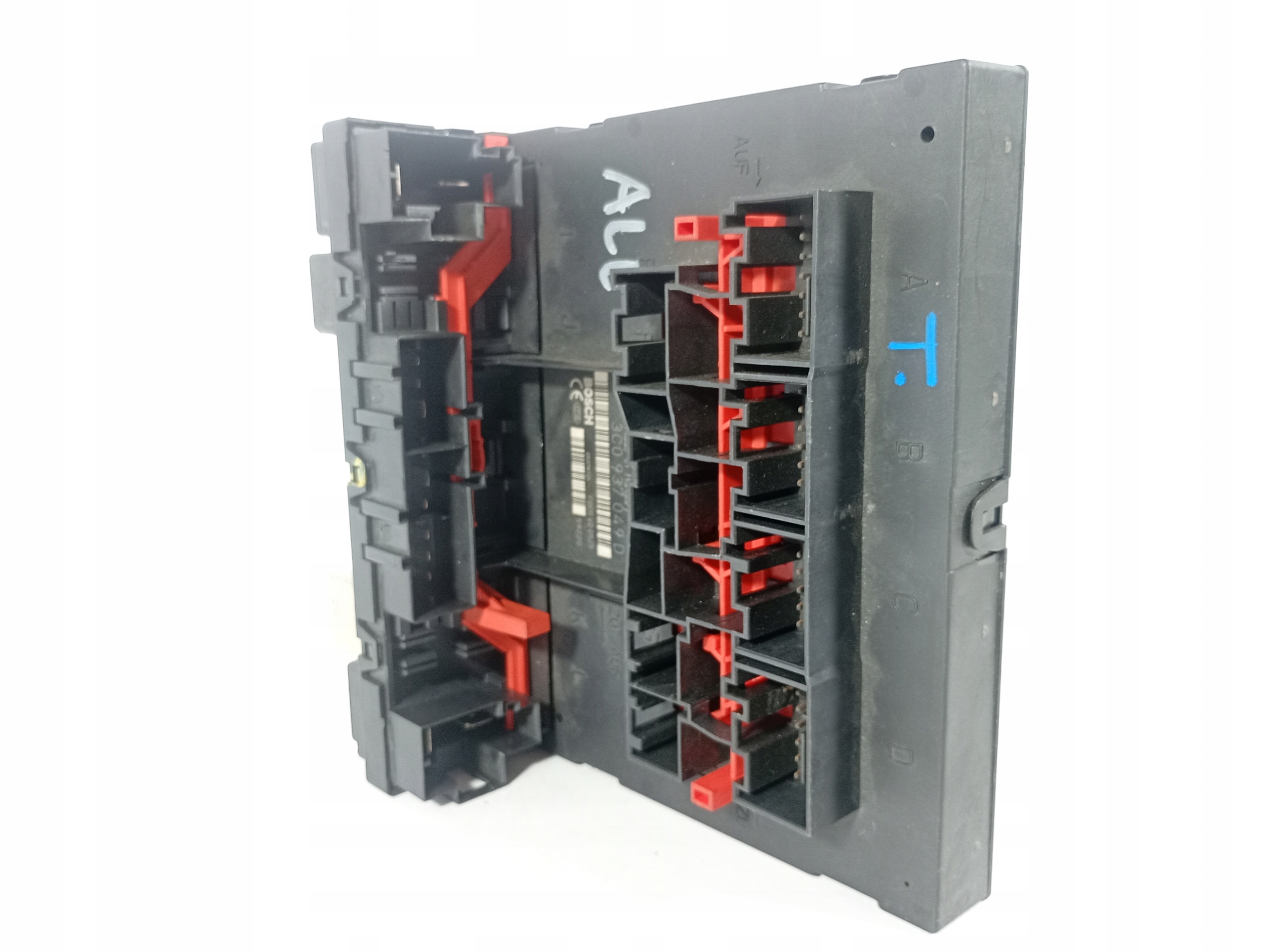 VW TOURAN 03-06 Module fusibles OE 3C0937049D