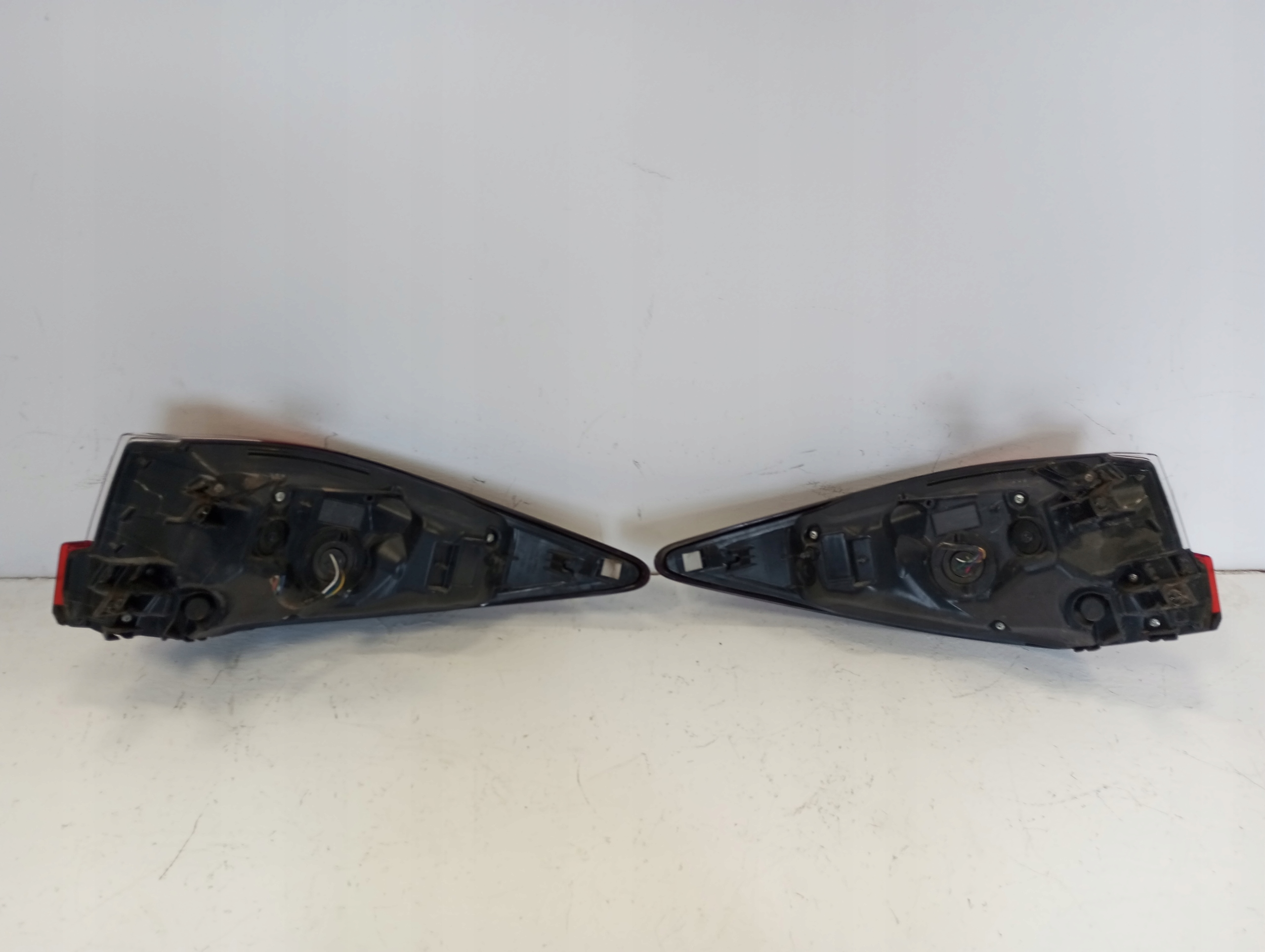 light rear Lexus RX IV right