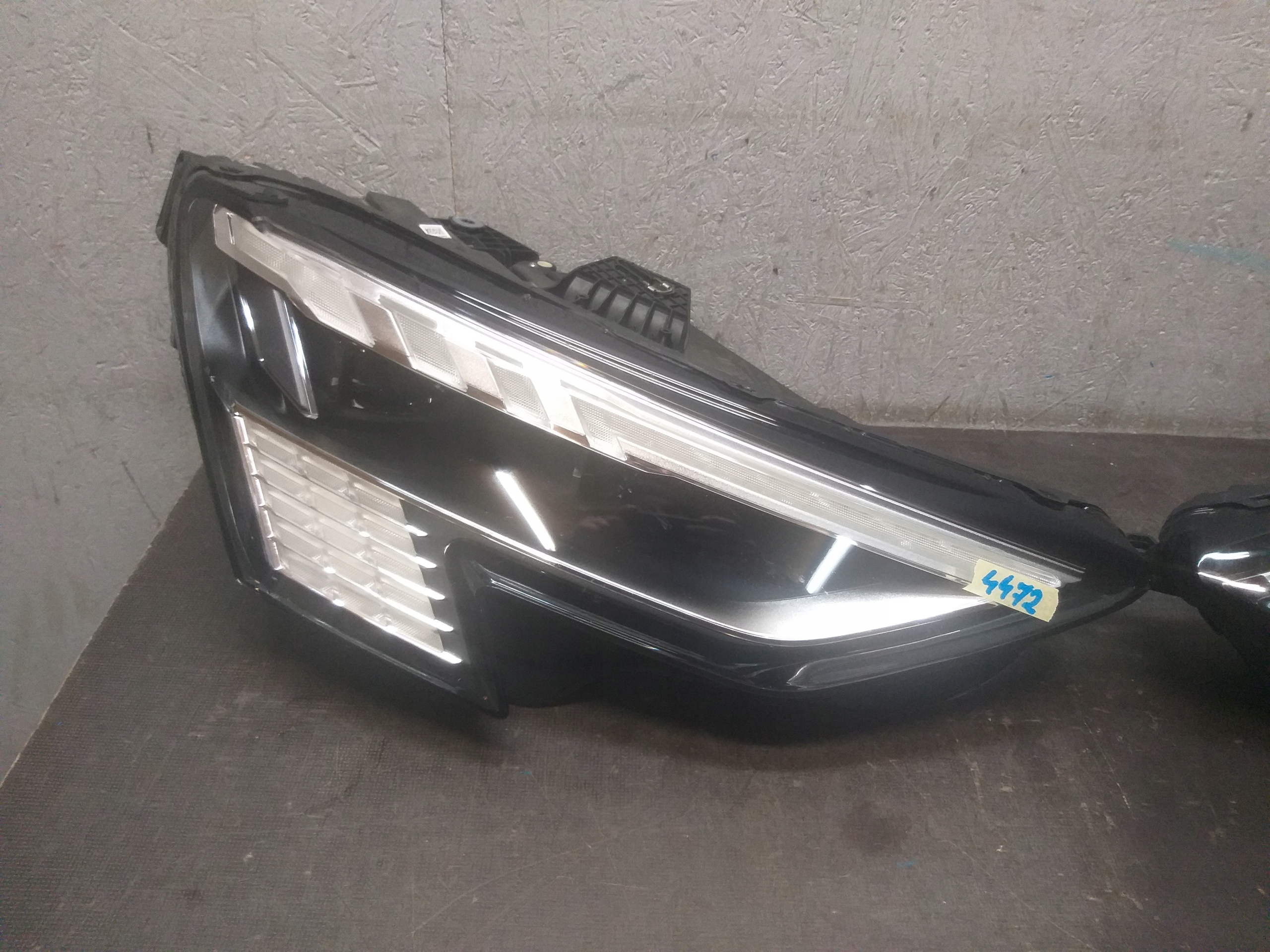 light lights front right left AUDI A3 8Y FULL LED 8Y0941036 8Y0941035