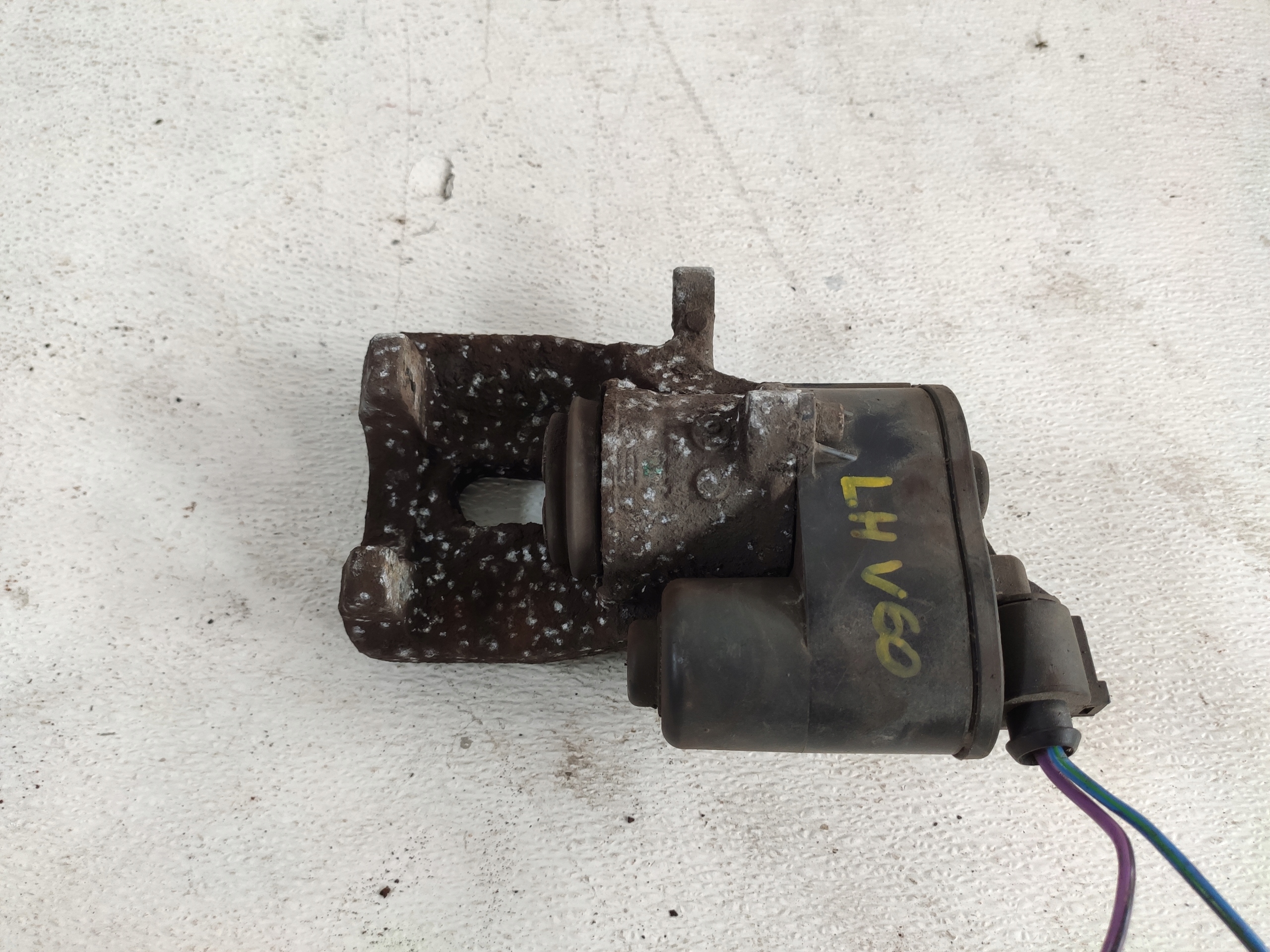 VOLVO S60 II V60 2012 caliper brake left rear part