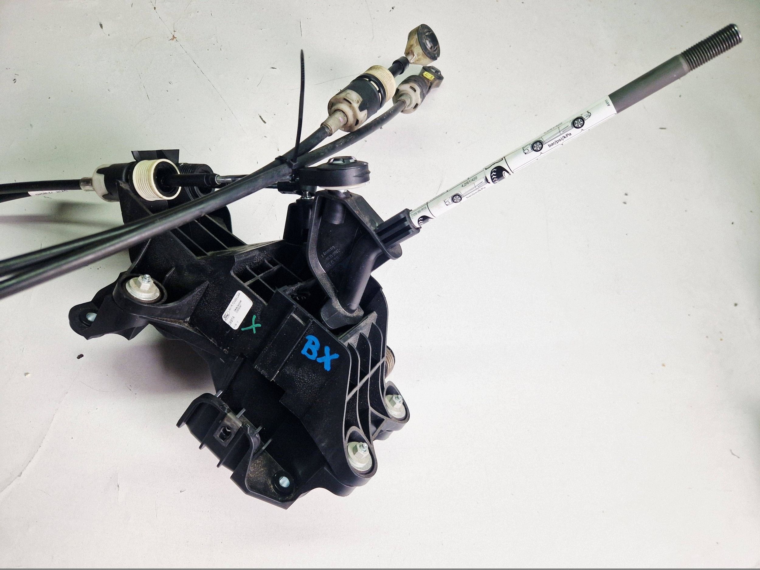 Levier de vitesse Câble Mécanisme levier vitesse Engrenage Ford B-MAX 1.6 TDCI CV1R7E395AD