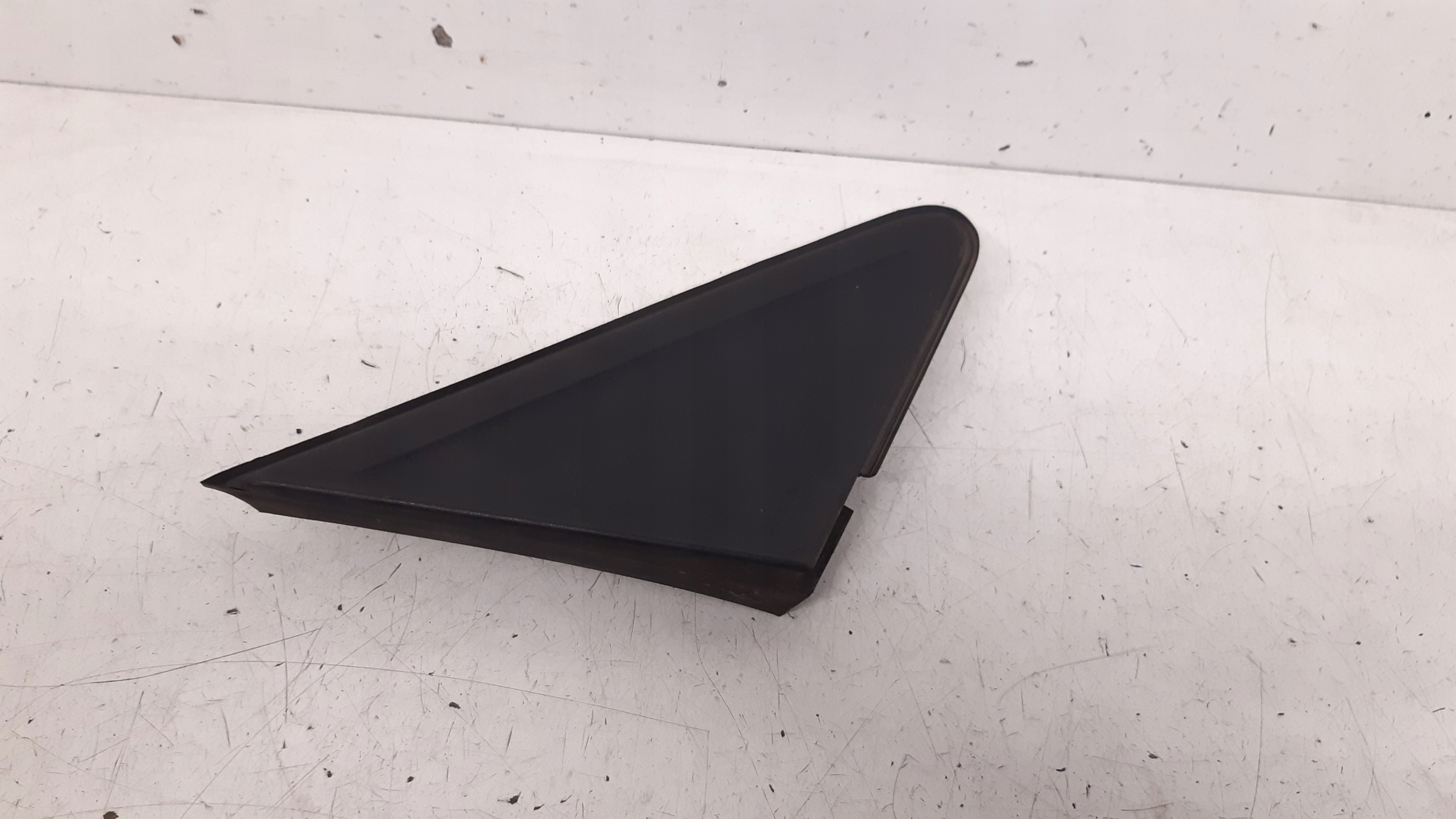 Trojkat Aile Droite Avant 4M51A16003AD Ford Focus MK2