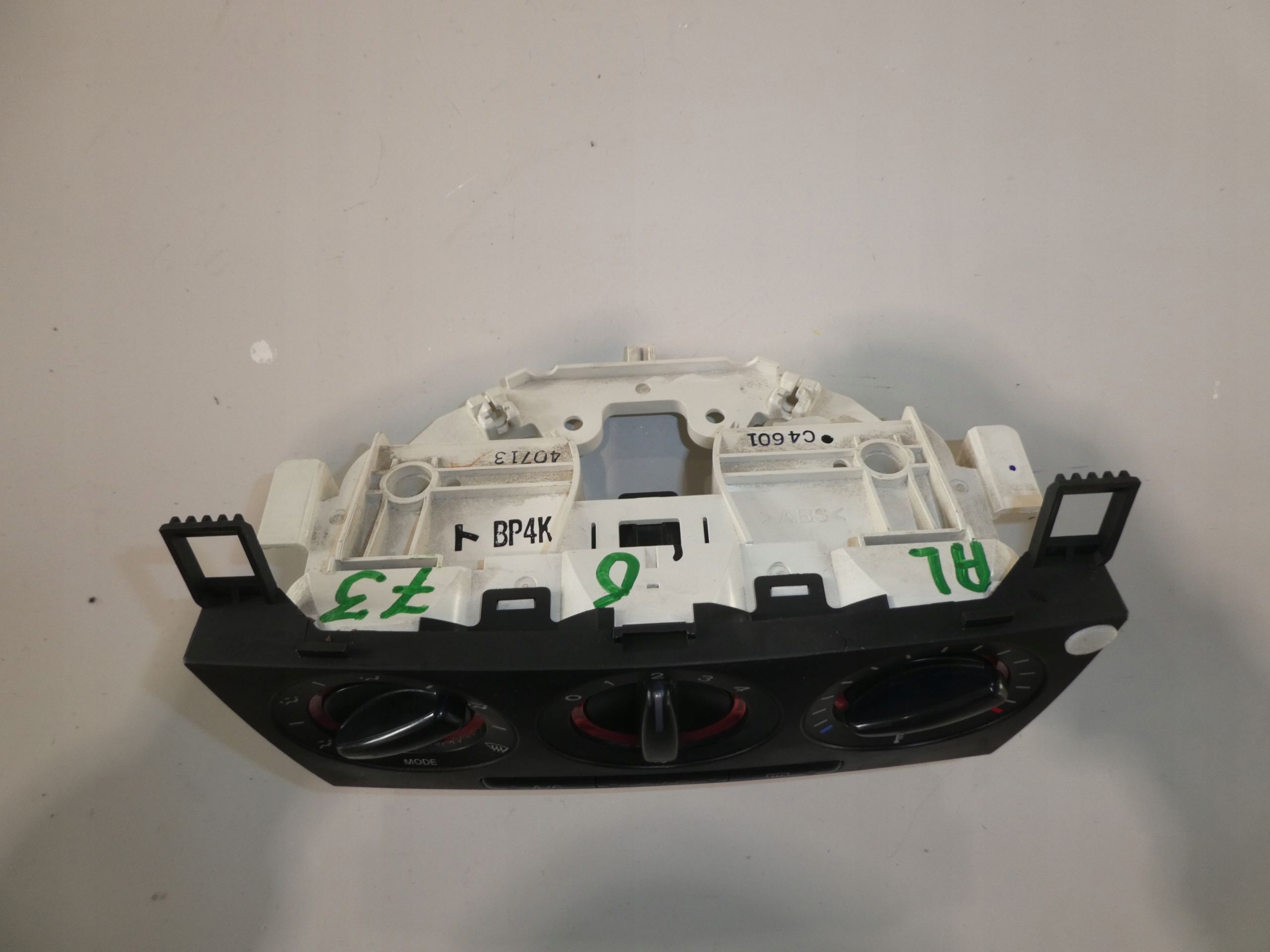 MAZDA 3 PANEL KLIMATIZÁCII AC