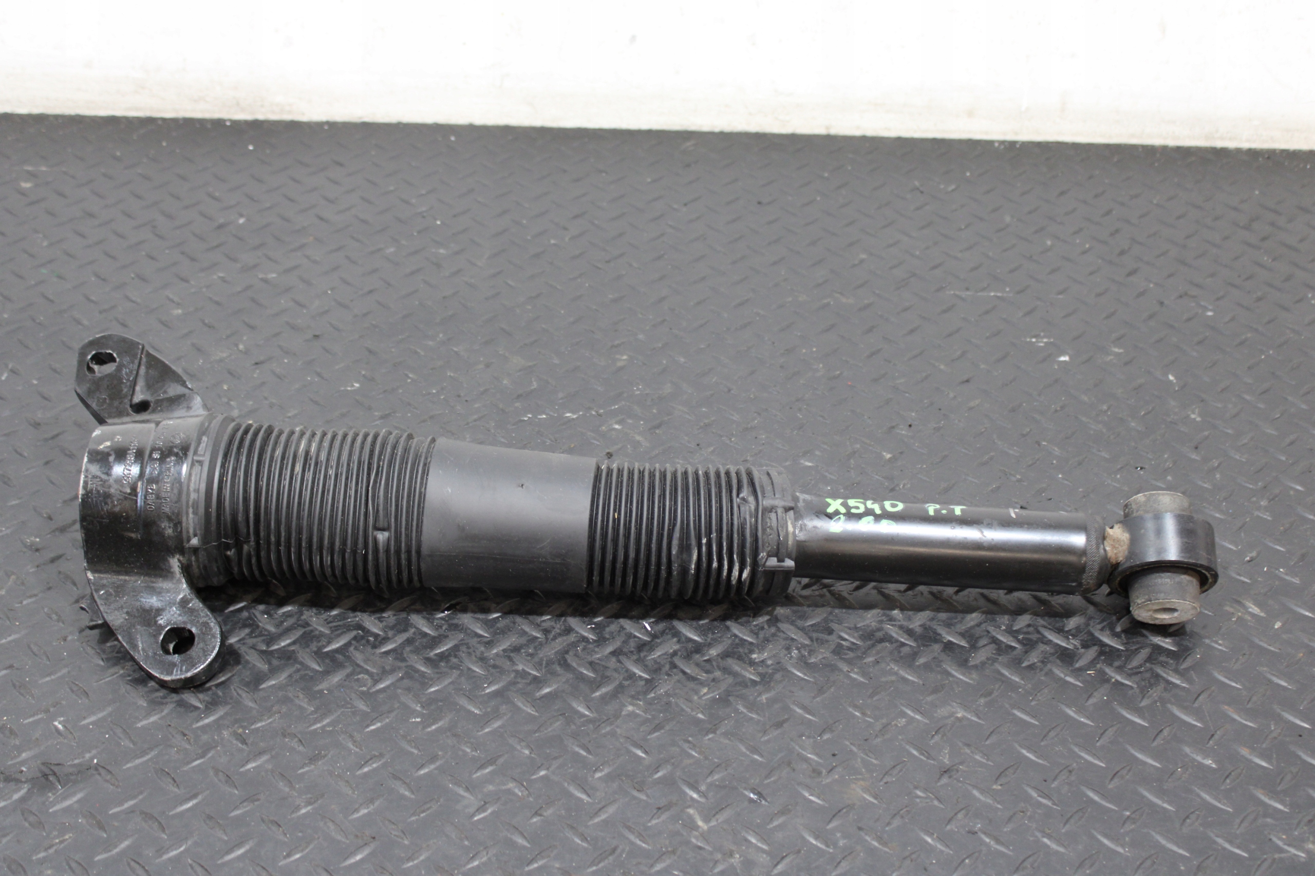 shock absorber rear part right JAGUAR E-PACE X540 S 2,0 D