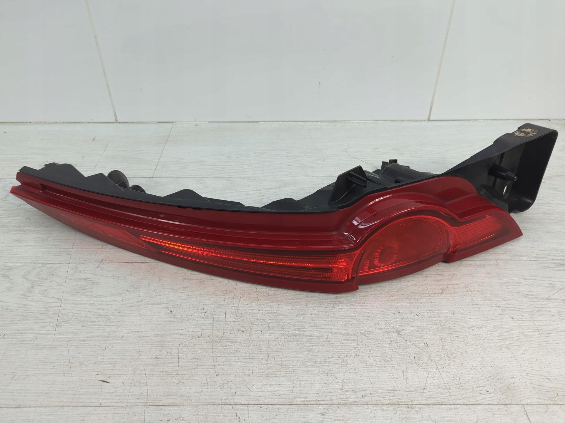 фонарь правый задний jaguar