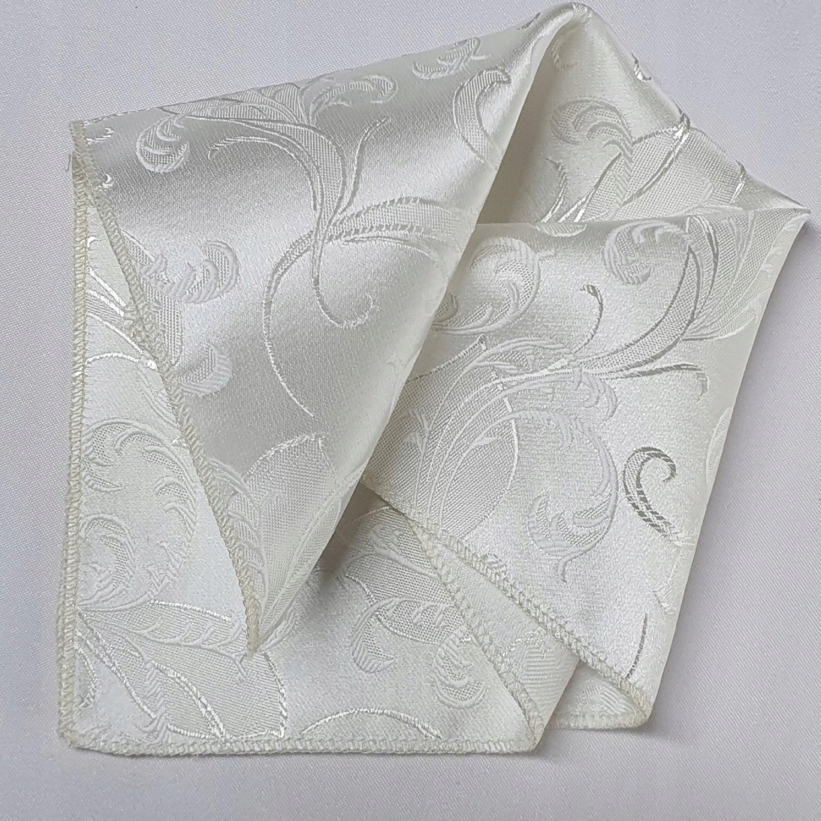 KREMOWA IVORY KWIATOWA POSZETKA CHUSTECZKA Kod producenta M5