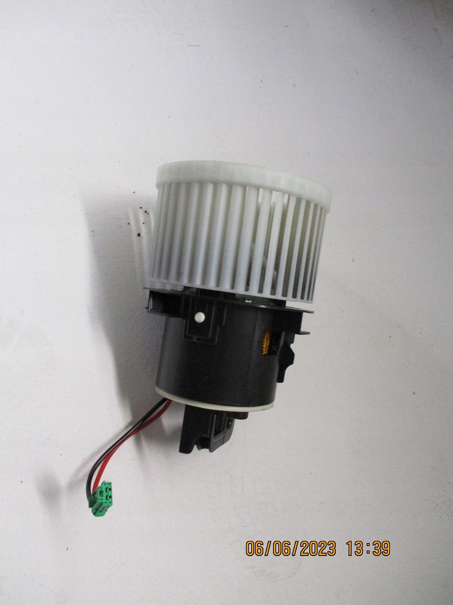 ventilátor topení PEUGEOT 308