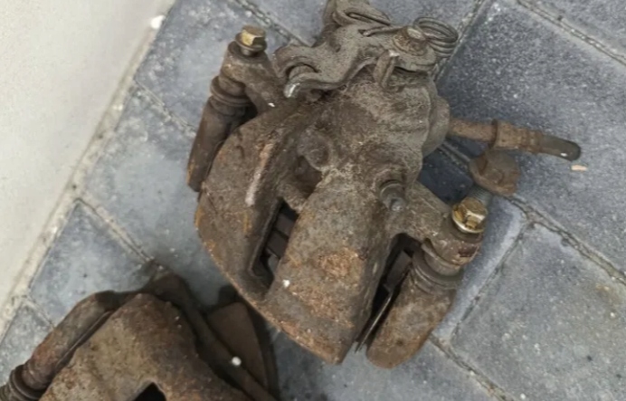 VW T5 T5 LIFT calipers rear part Z JARZMAMI/ caliper left right