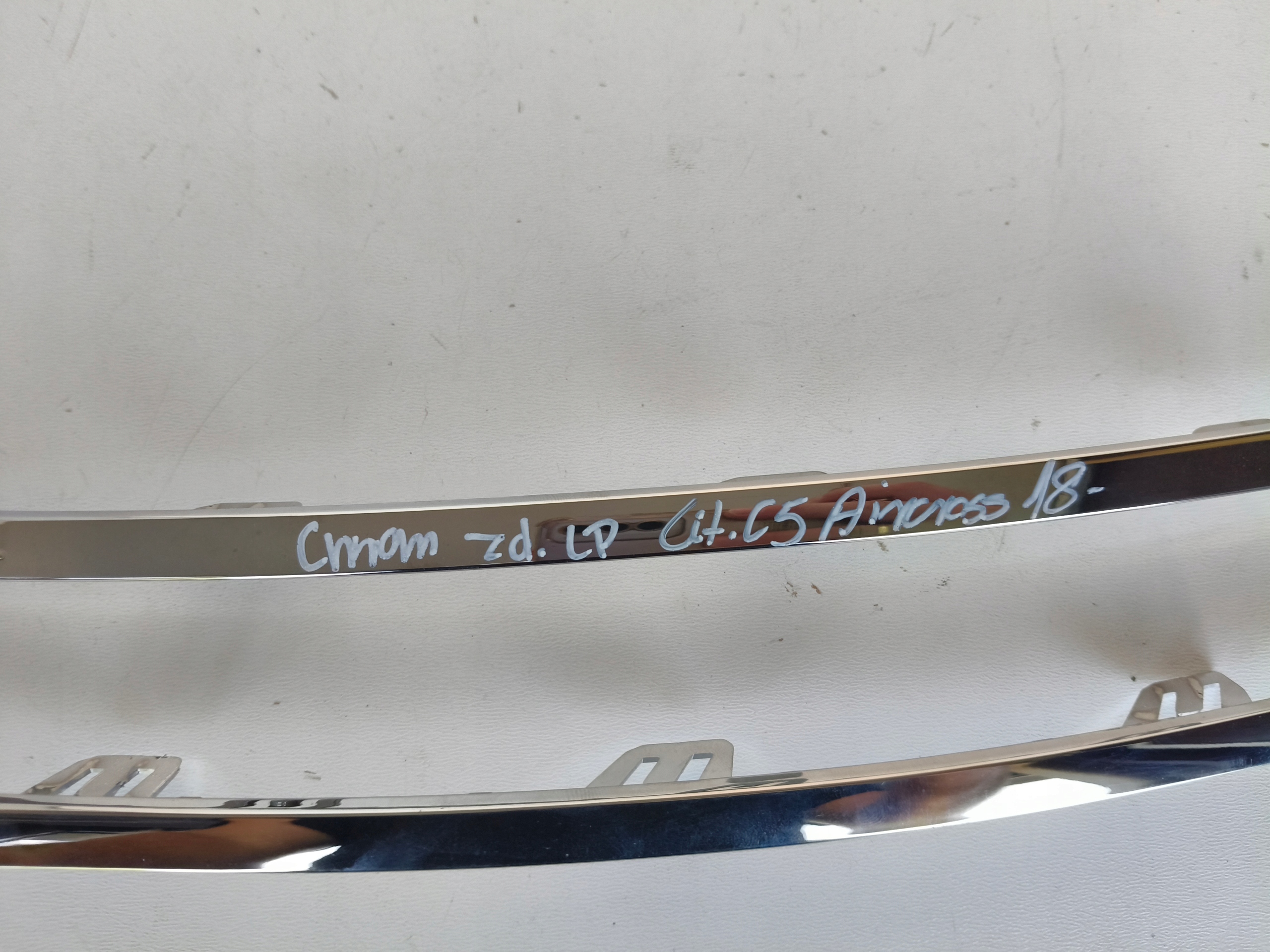CHROM LEDA left front CITROEN C5 AIRCROSS 18