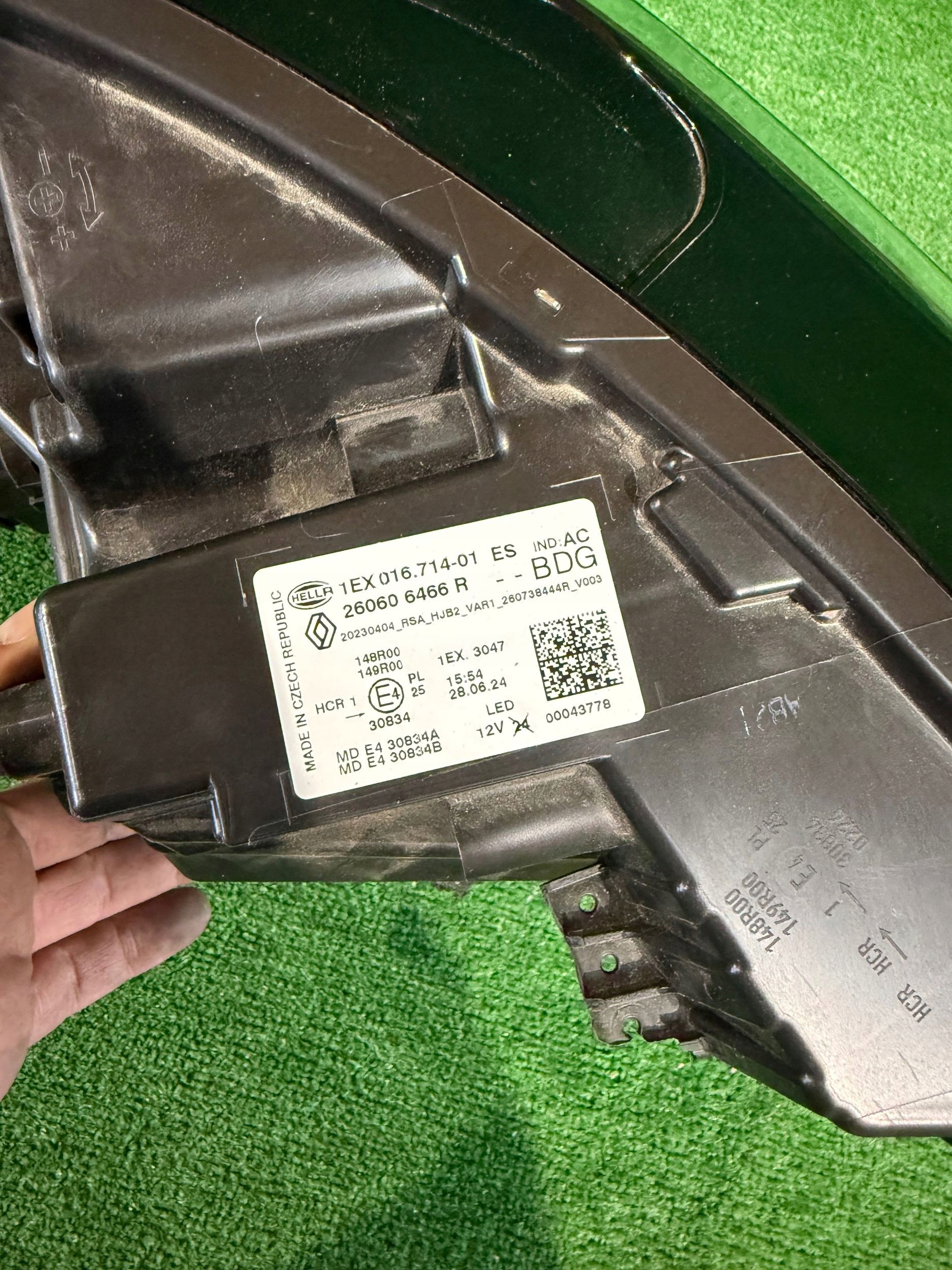 REFLEKTOR left RENAULT CAPTUR II LIFT FULL LED NR.R395