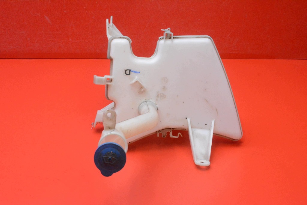 washer fluid tank TOYOTA AURIS 1 and 1.6 VVT-and 124 KM 06-09