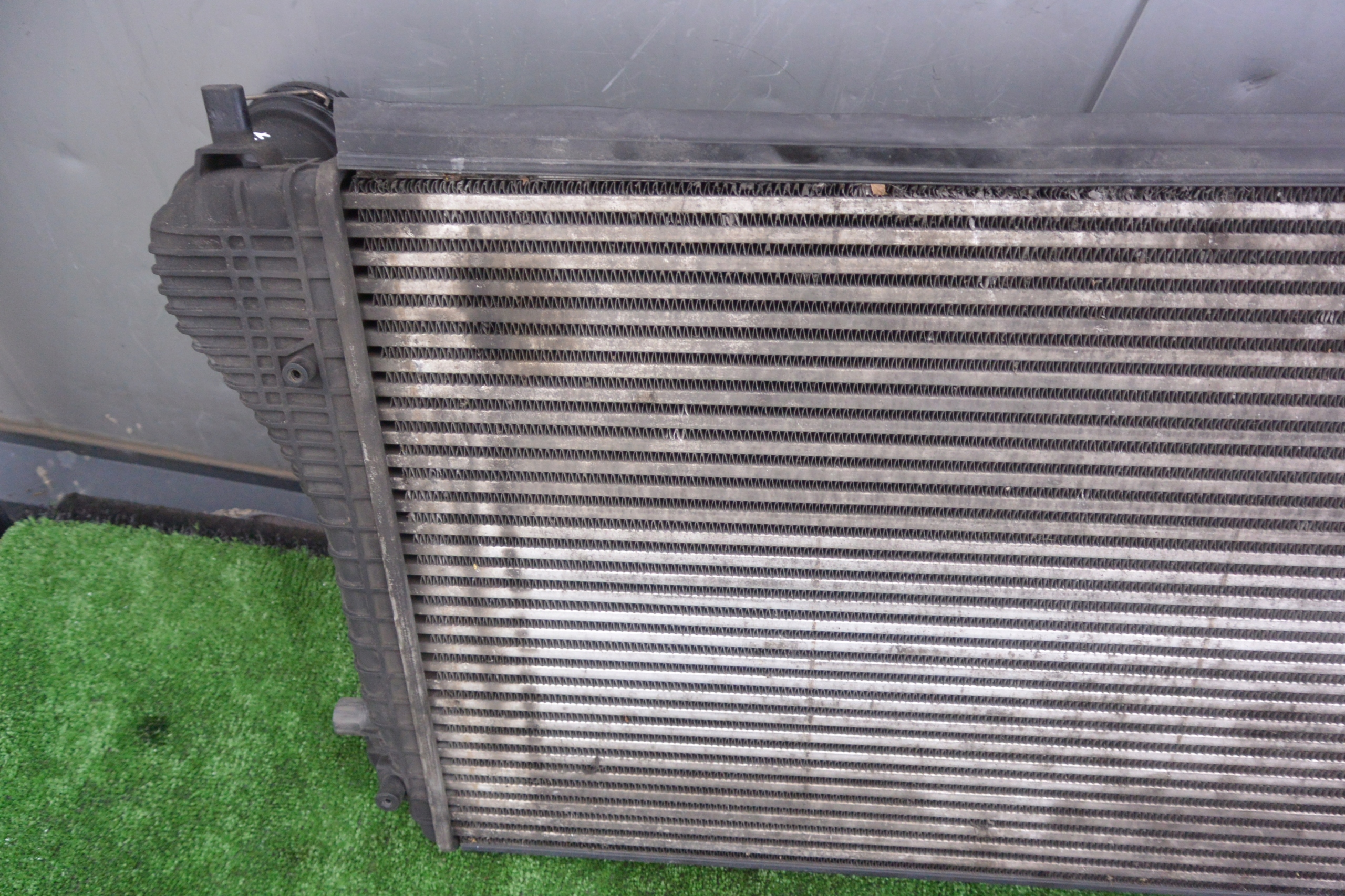 INTERCOOLER Kühler luft AUDI VW SEAT SKODA