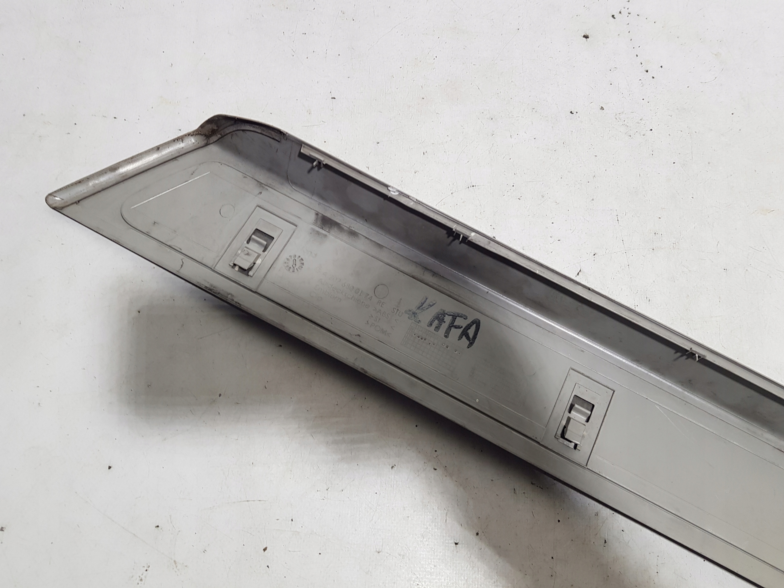 MERCEDES W207 left moulding threshold 2076800074 grey