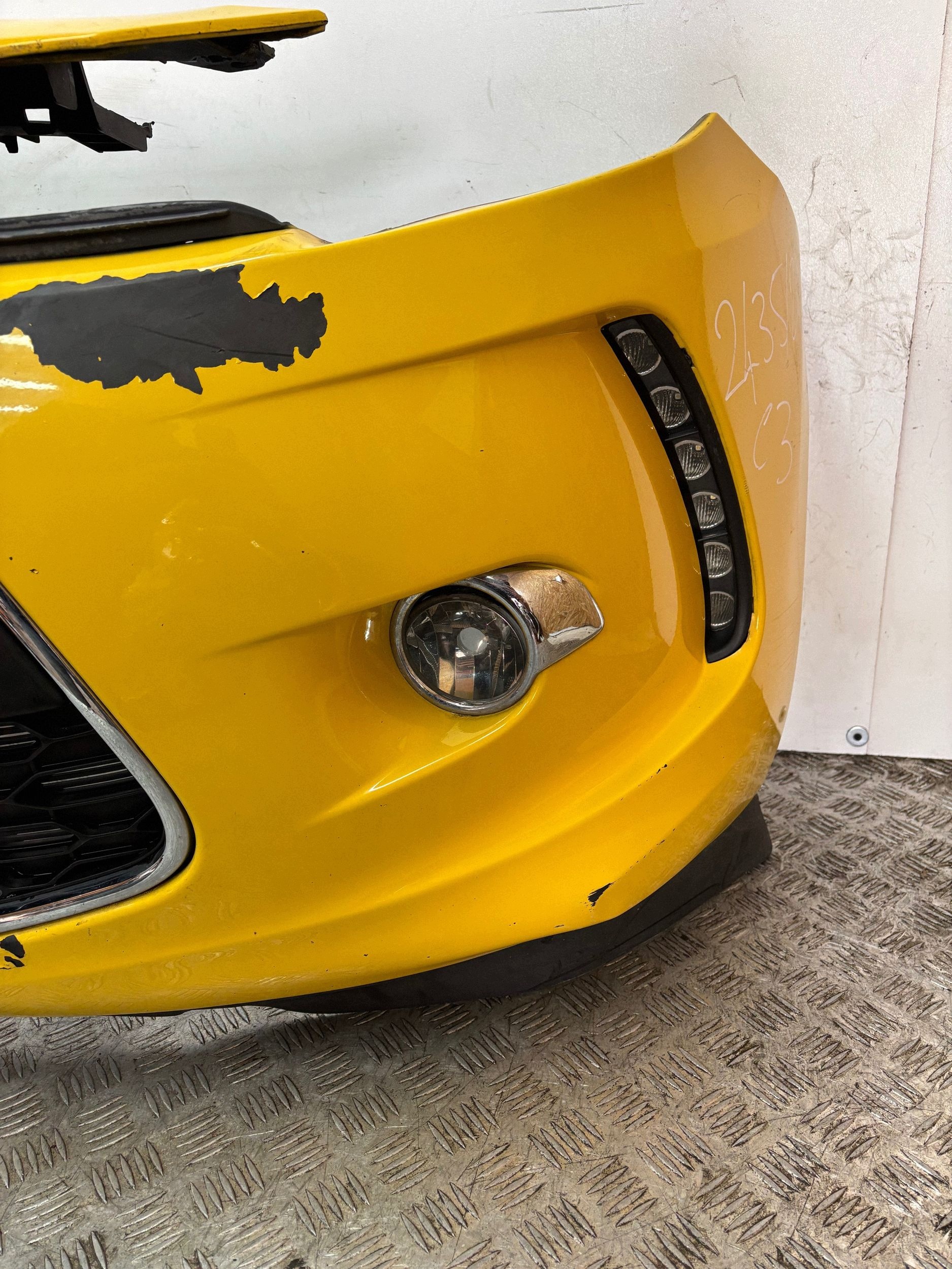 nárazník predok predný CITROEN DS3