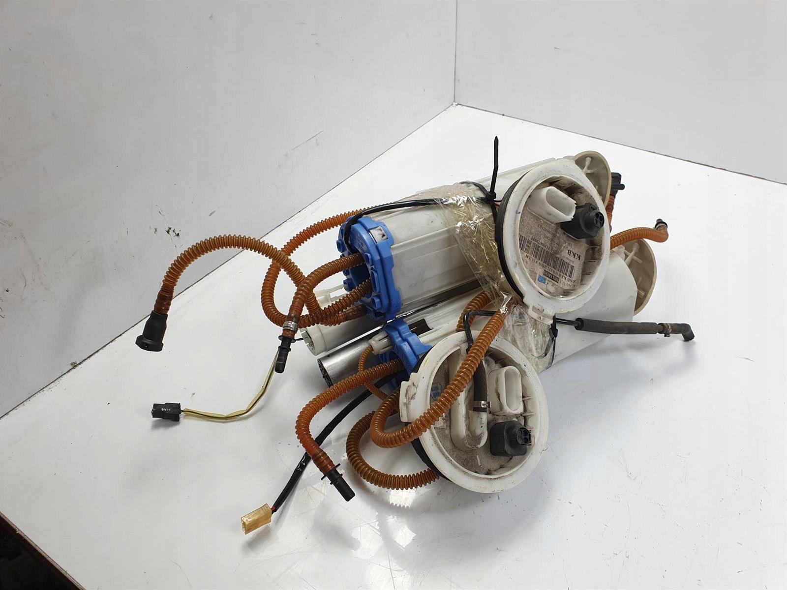 ТОПЛИВНЫЙ БАК 3D0201021KF VW PHAETON II LIFT